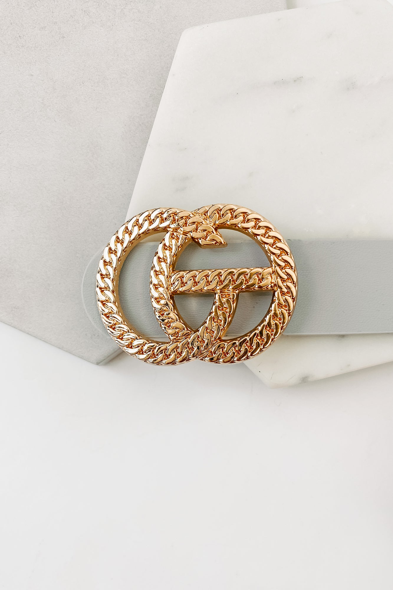 Gigi Flat Chain Textured Buckle Belt (Light Grey)-The Formal Wear