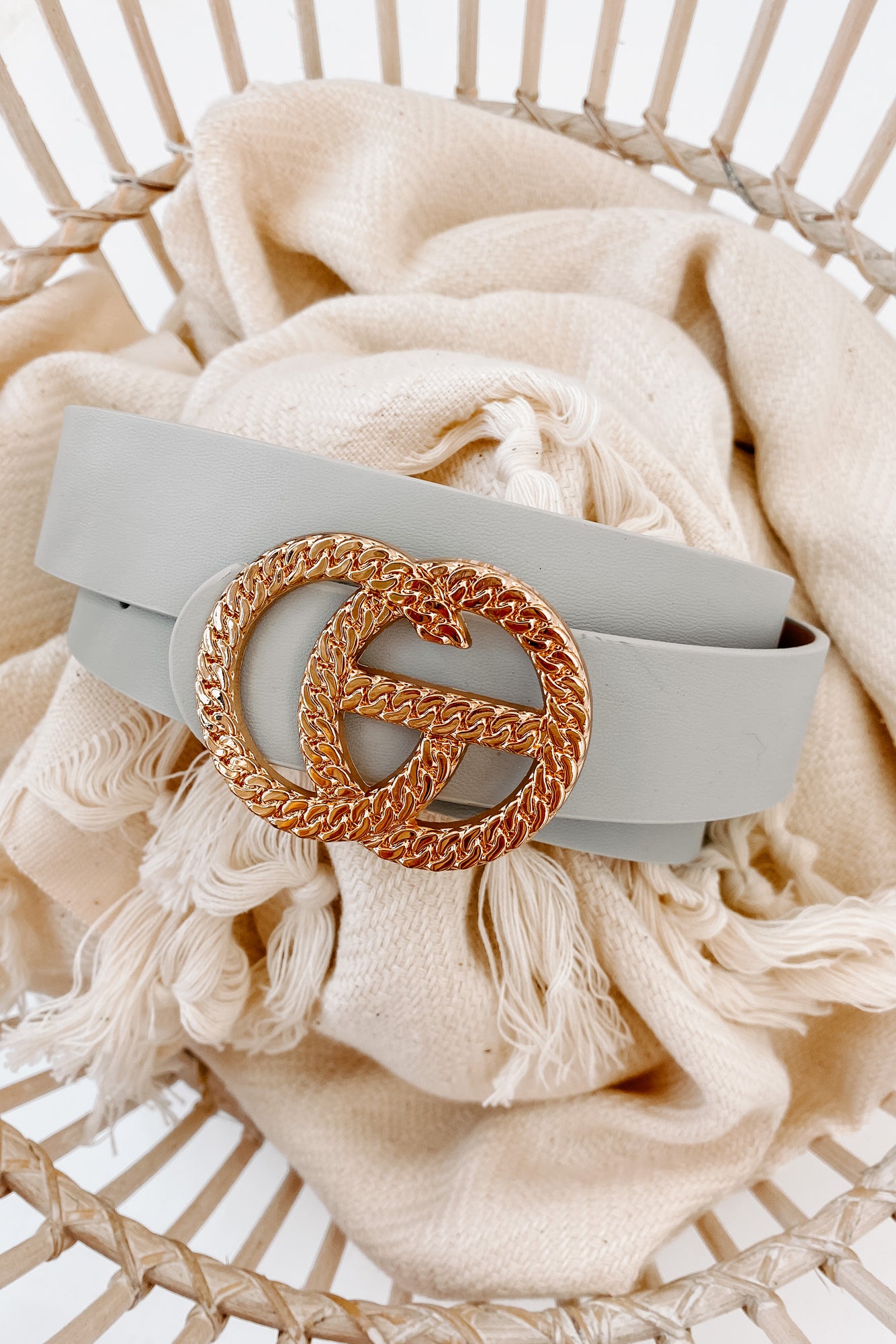 Gigi Flat Chain Textured Buckle Belt (Light Grey)-The Formal Wear