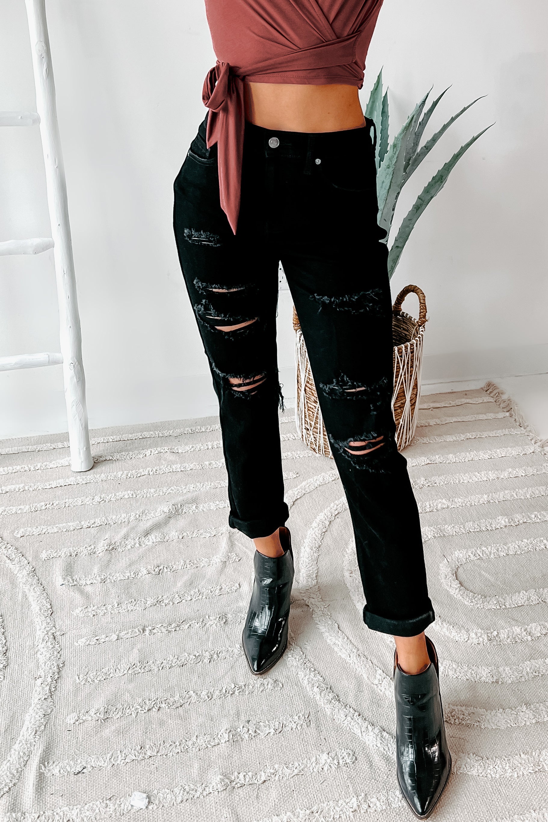 Ryden Distressed Boyfriend High Rise Eunina Jeans (Black)-The Formal Wear