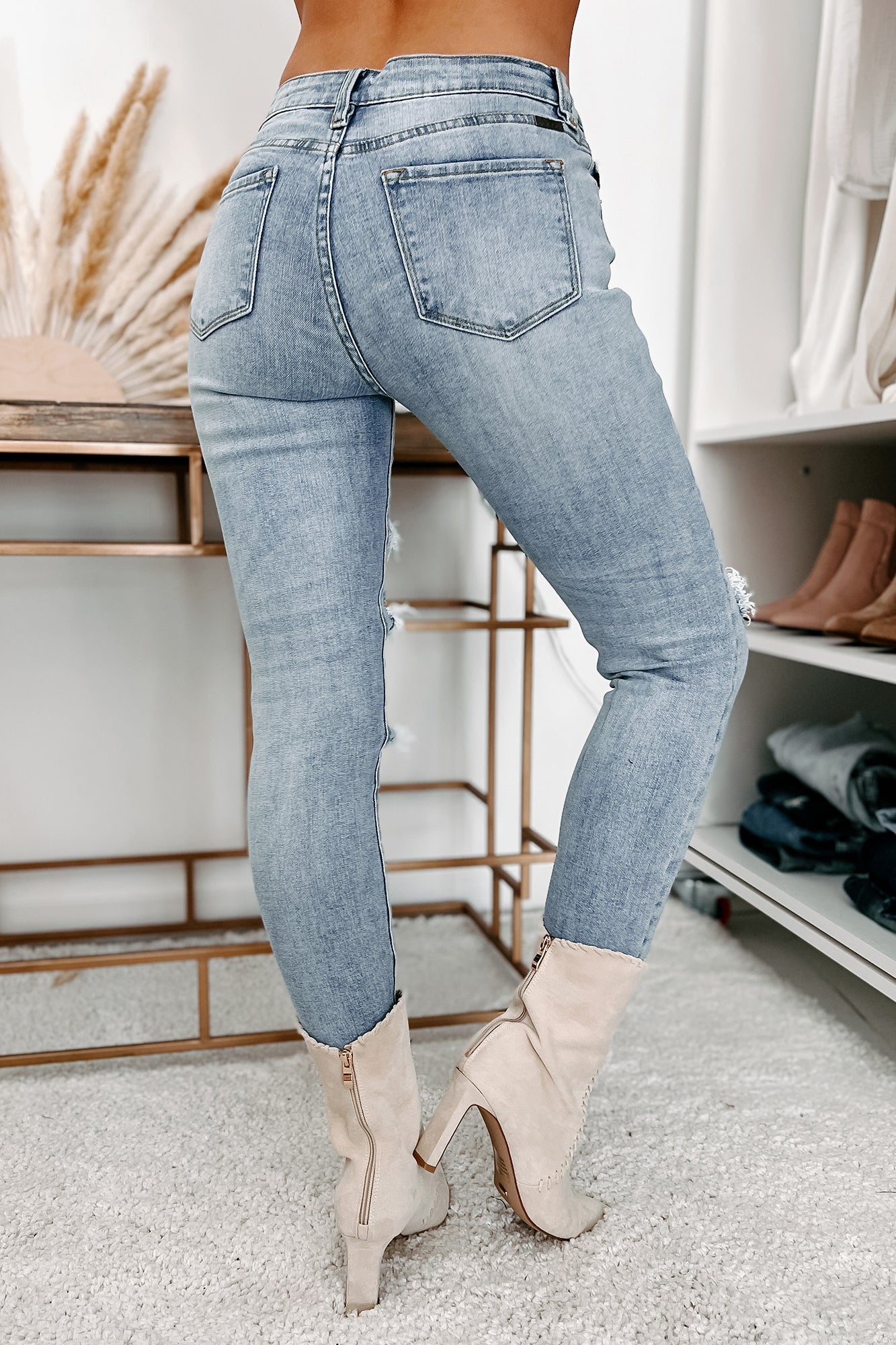 Open Minded Mid-Rise Distressed Skinny Kancan Jeans (Light)-The Formal Wear