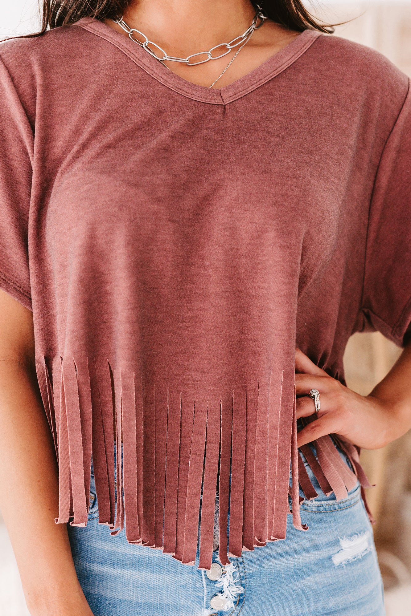 Winona V-Neck Fringed Hem Top (Mauve)-The Formal Wear