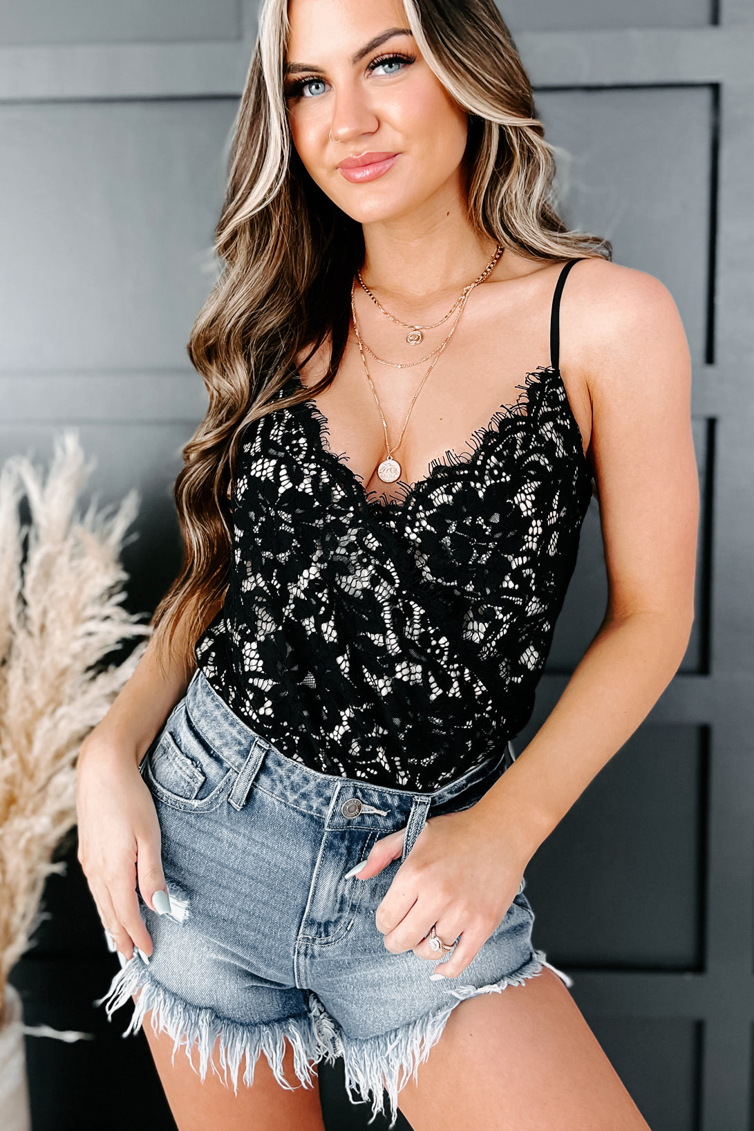 Chasing Perfection Scalloped Lace Bodysuit (Black)-The Formal Wear