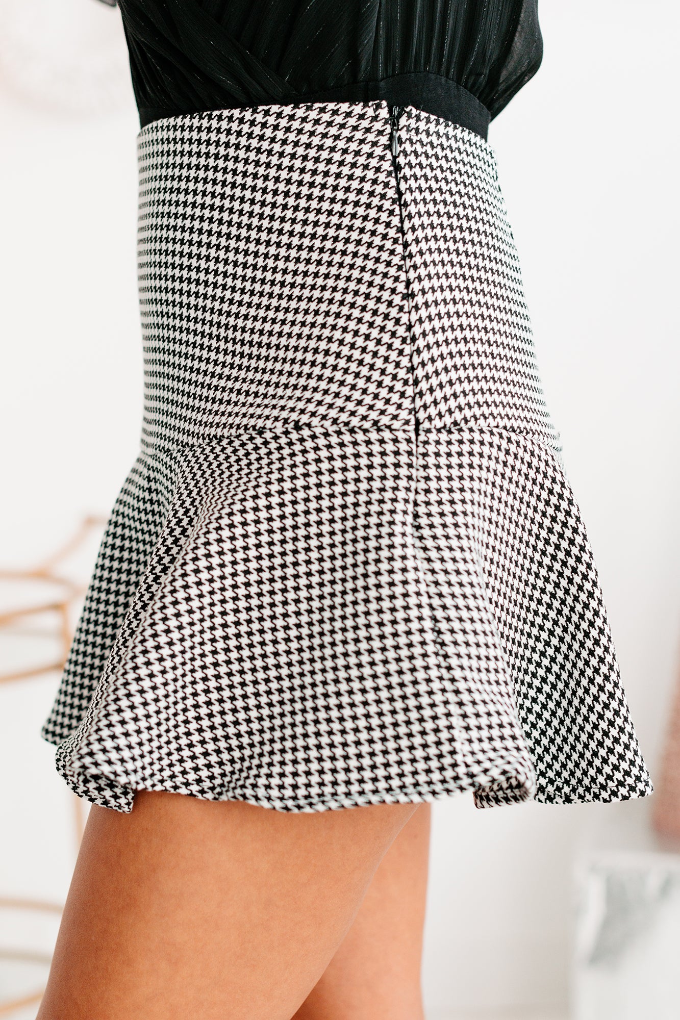 Not A Mean Girl Houndstooth Printed Mini Skort (Black)-The Formal Wear