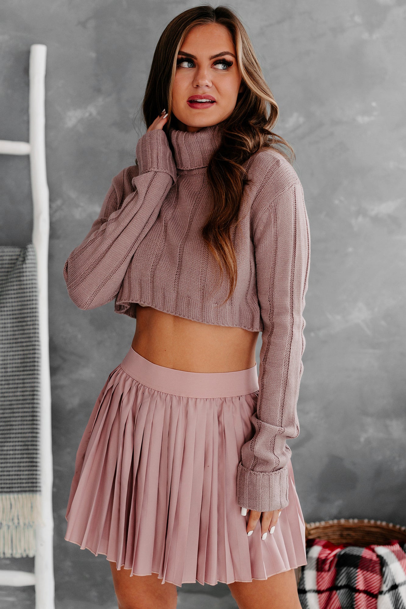 Distracted By You Cropped Turtleneck Sweater (Coco)-The Formal Wear