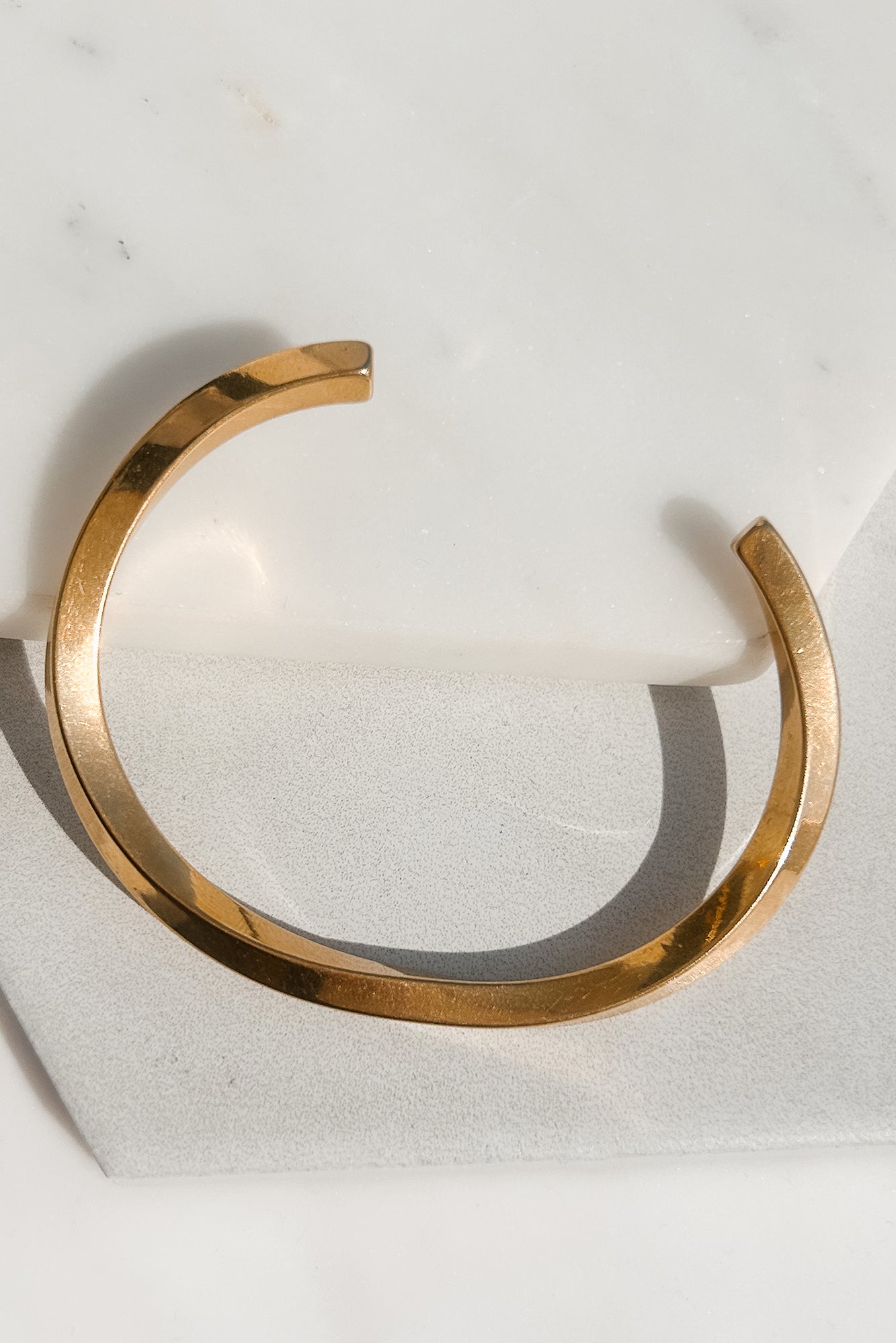 Brilliantly You Twist Cuff Bracelet (Gold)-The Formal Wear