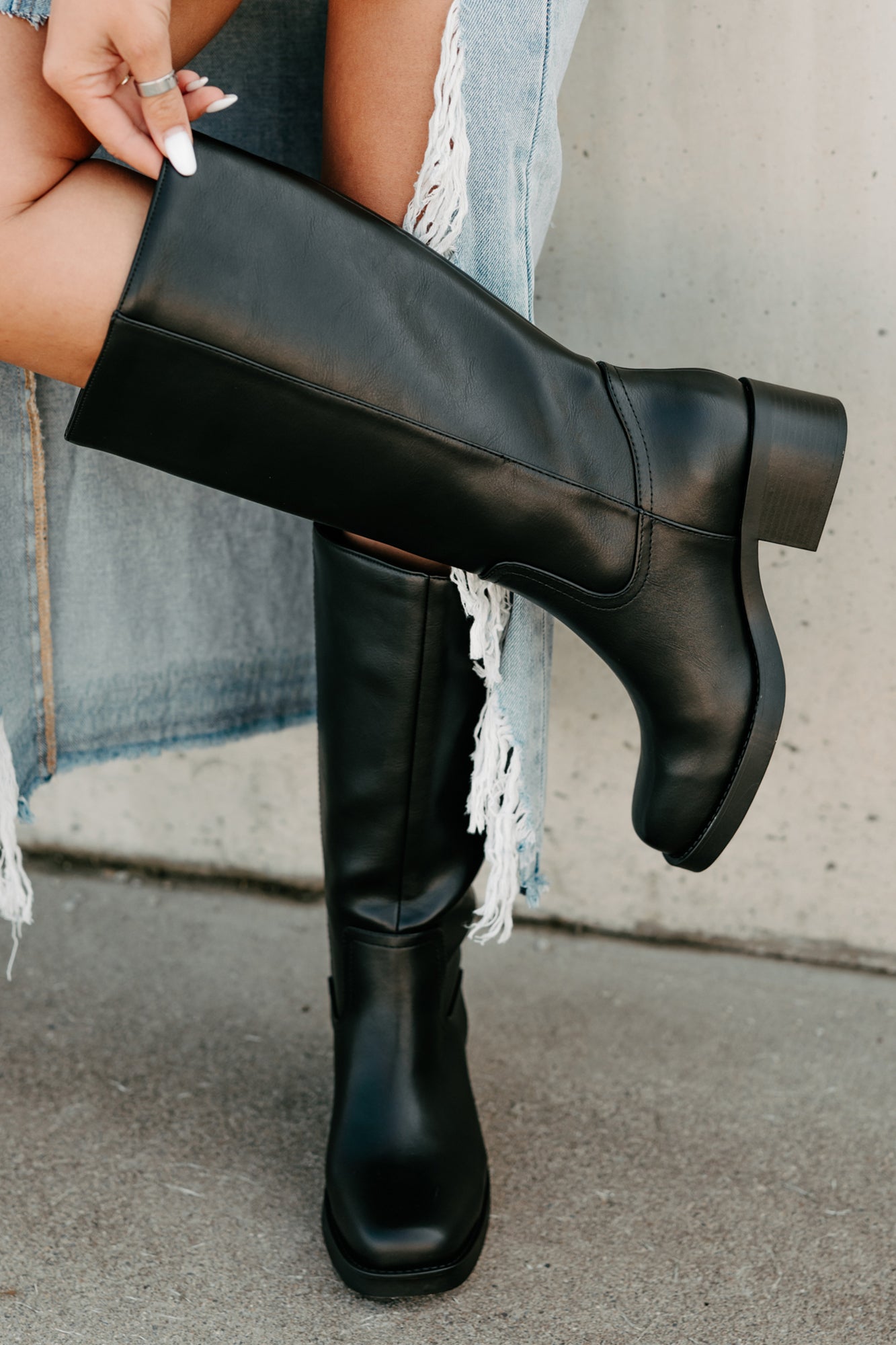 Off The Trail Mid-Calf Faux Leather Boots (Black)-The Formal Wear