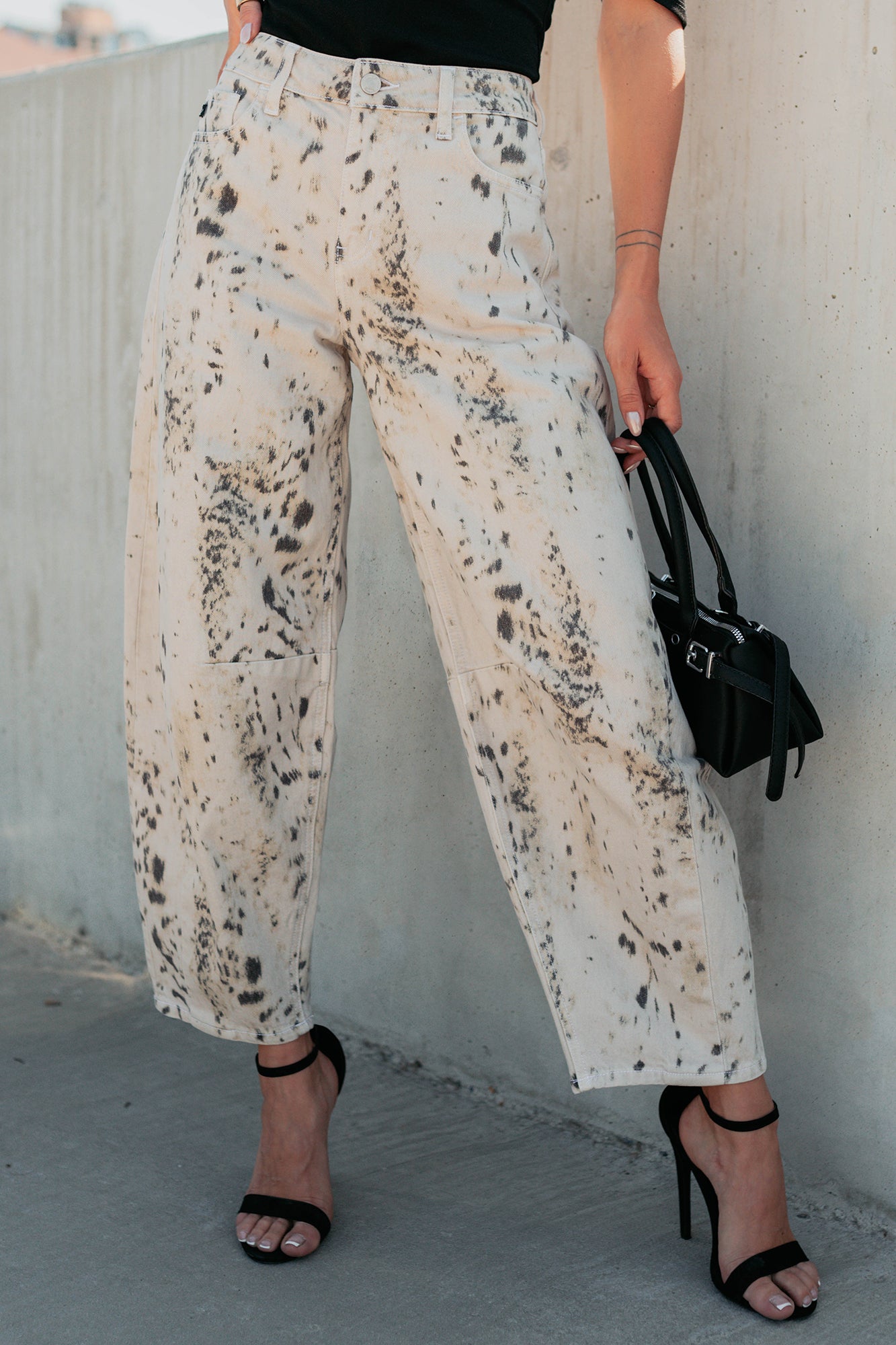 Zane High Rise Printed Barrel Kancan Jeans (Beige/Black)-The Formal Wear