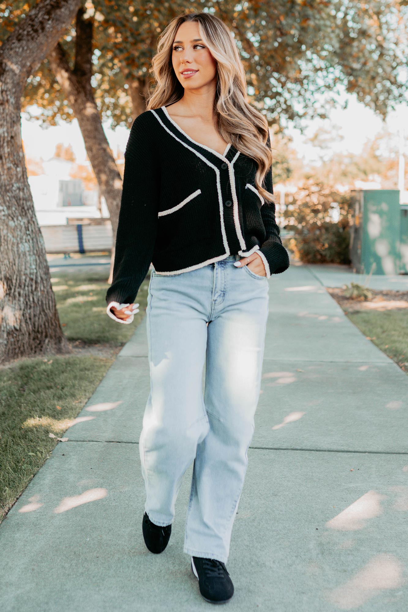 Comfort Current Contrast Button-Up Cardigan (Black)-The Formal Wear