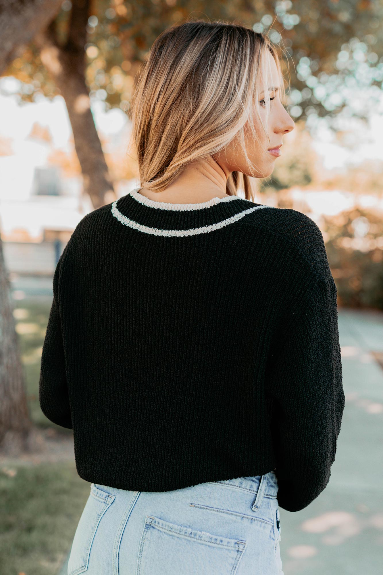 Comfort Current Contrast Button-Up Cardigan (Black)-The Formal Wear