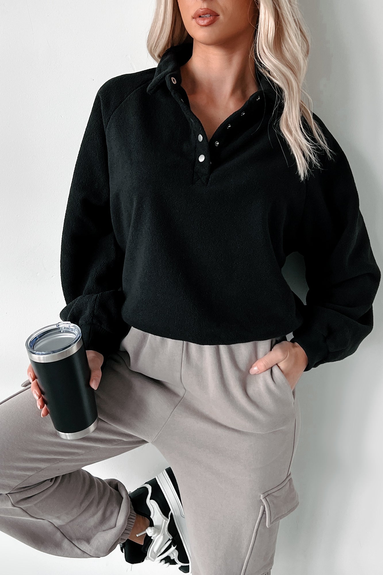 Working Remotely Fleece Pullover Top (Black)-The Formal Wear