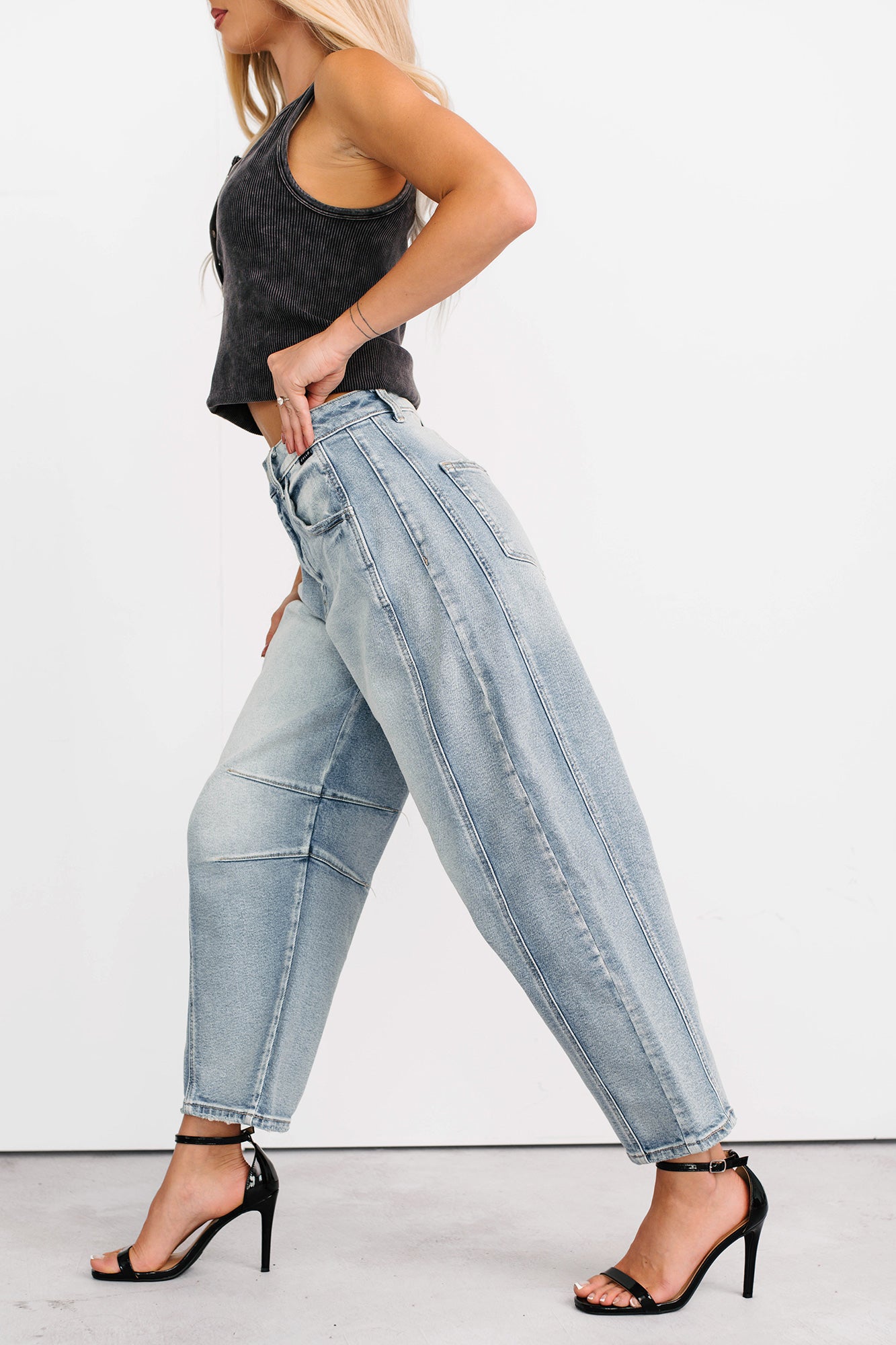 Colette Mid Rise Barrel Cello Jeans (Light)-The Formal Wear