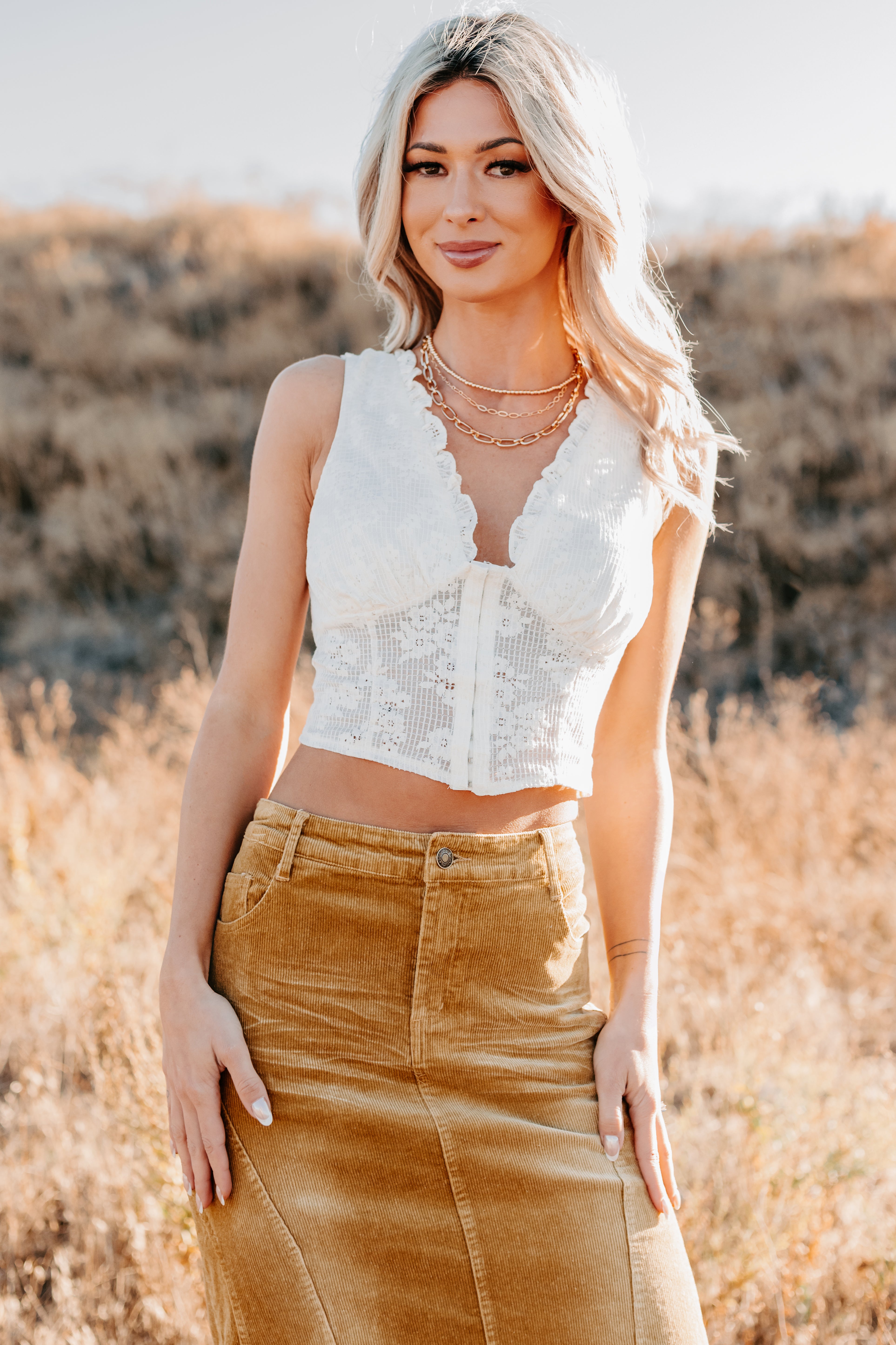 Dream In Gold Sleeveless Floral Lace Top (Cream)-The Formal Wear