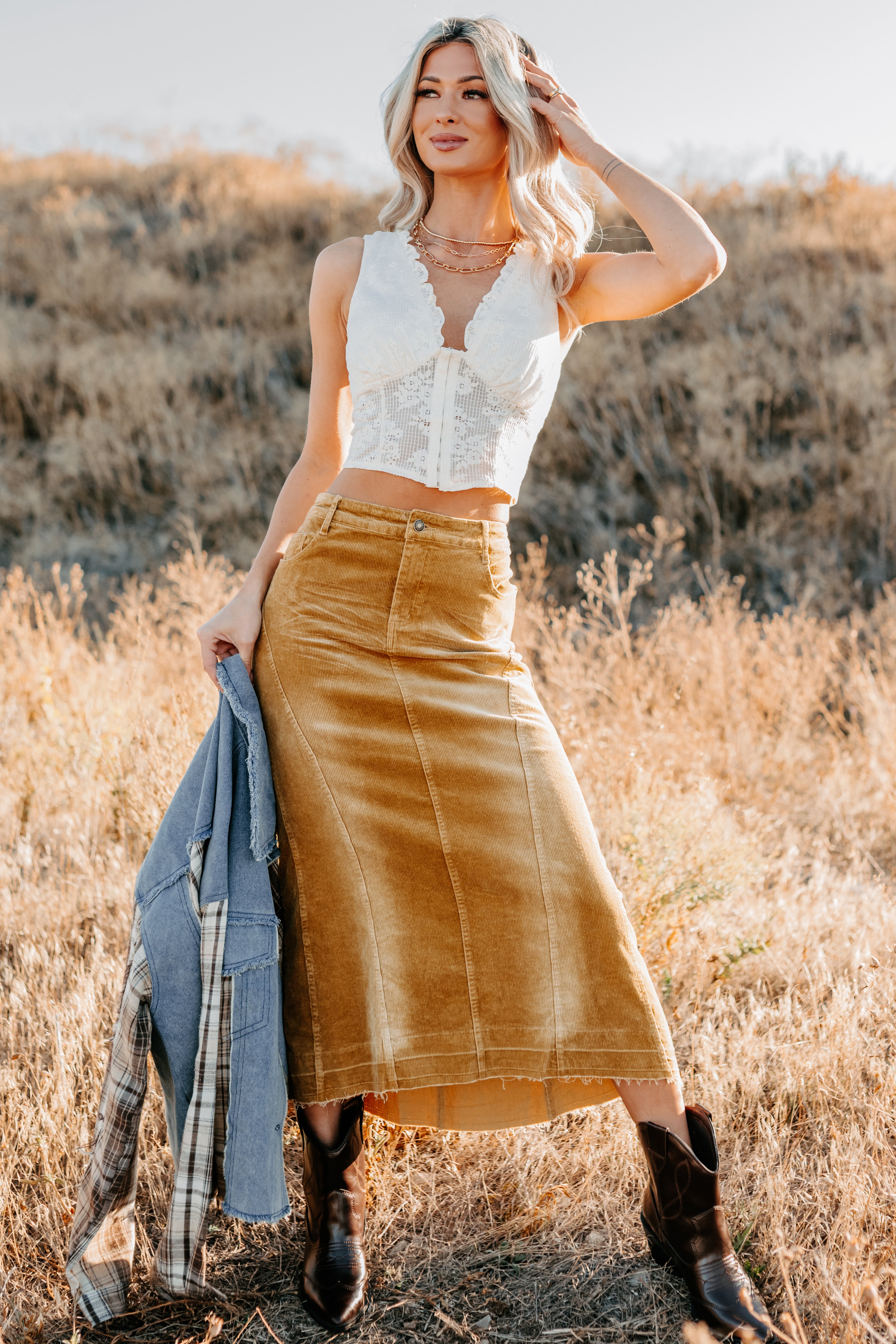 Dream In Gold Sleeveless Floral Lace Top (Cream)-The Formal Wear