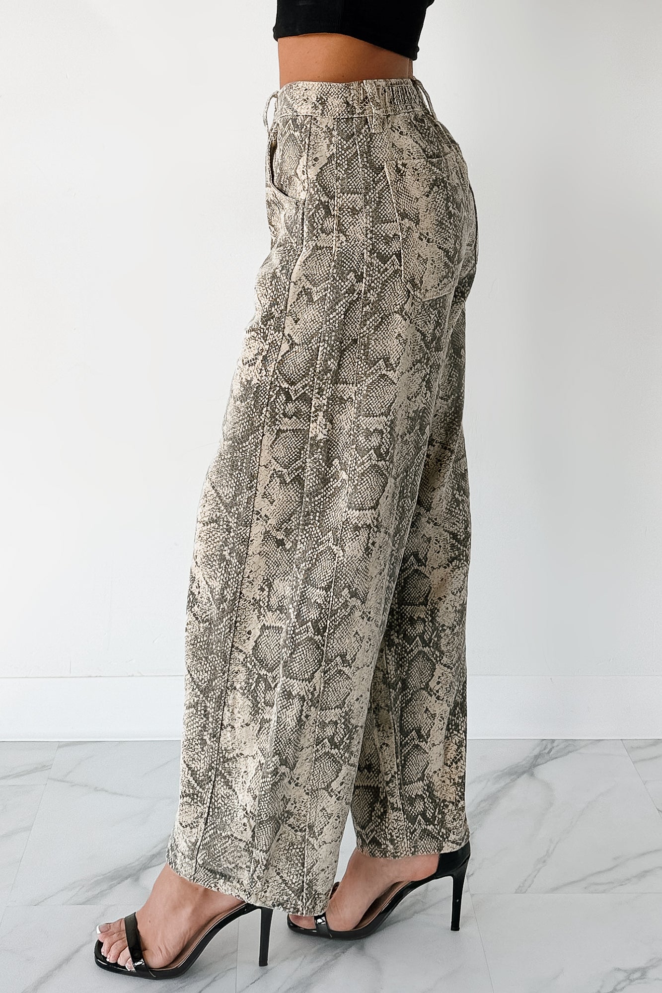 Hale Barrel Leg Very J Animal Print Jeans (Beige Snake)-The Formal Wear