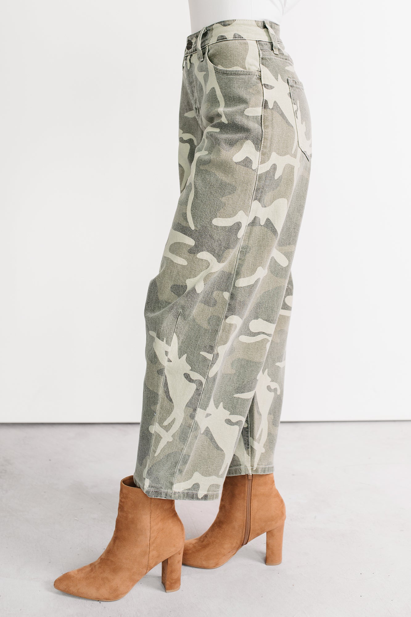 Zane High Rise Printed Barrel Kancan Jeans (Camo)-The Formal Wear