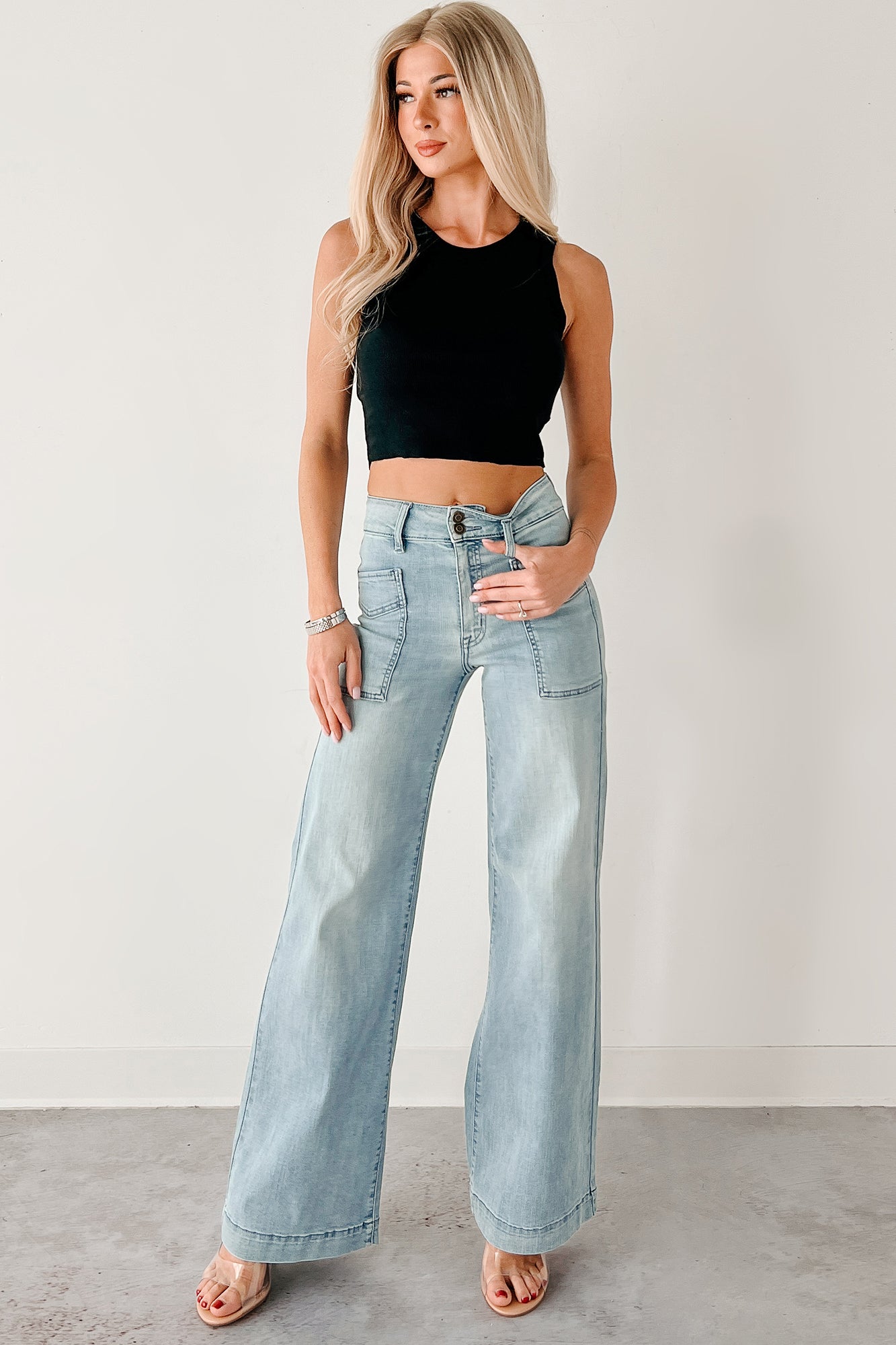 Dream On Ribbed Crop Tank (Black)-The Formal Wear