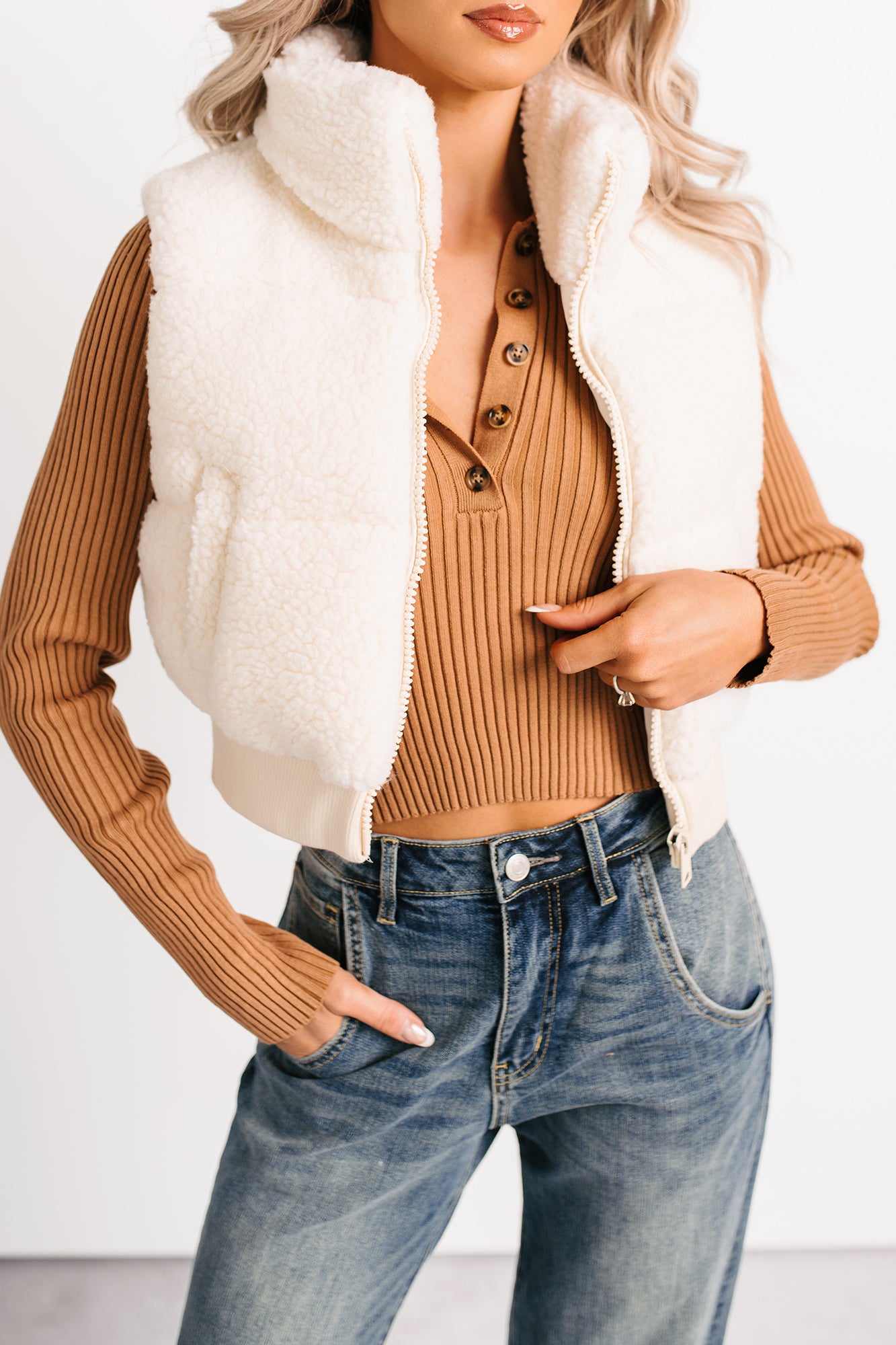 Midnight Frost Sherpa Puffer Crop Vest (Off White)-The Formal Wear