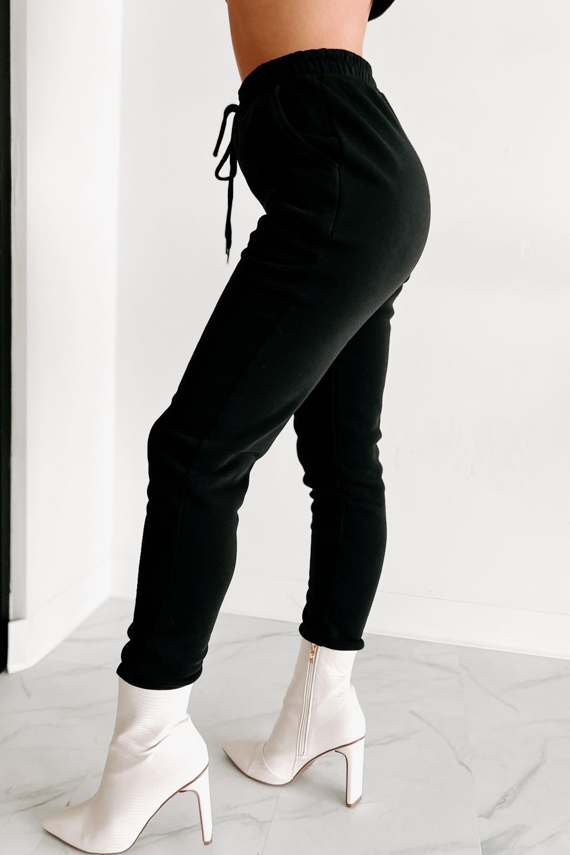 Living Comfortably Crop Hoodie & Joggers Set (Black)-The Formal Wear