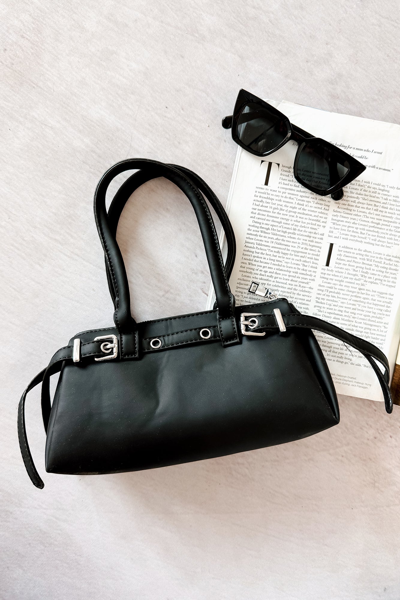 Come Closer Faux Leather Handbag (Black)-The Formal Wear