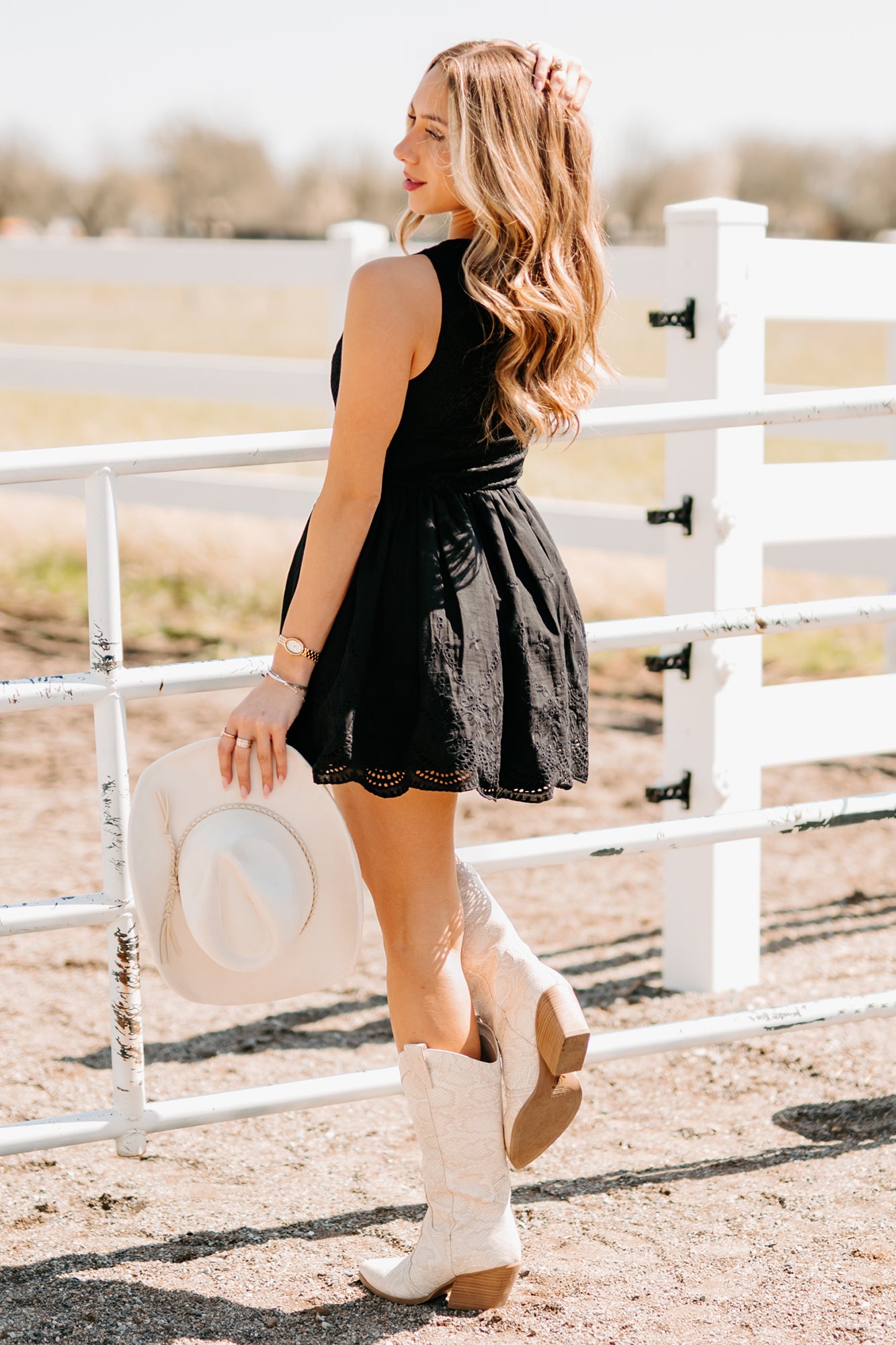Scene Stealer Sleeveless Lace Mini Dress (Black)-The Formal Wear