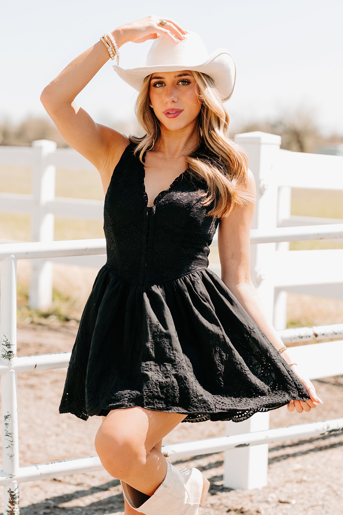 Scene Stealer Sleeveless Lace Mini Dress (Black)-The Formal Wear