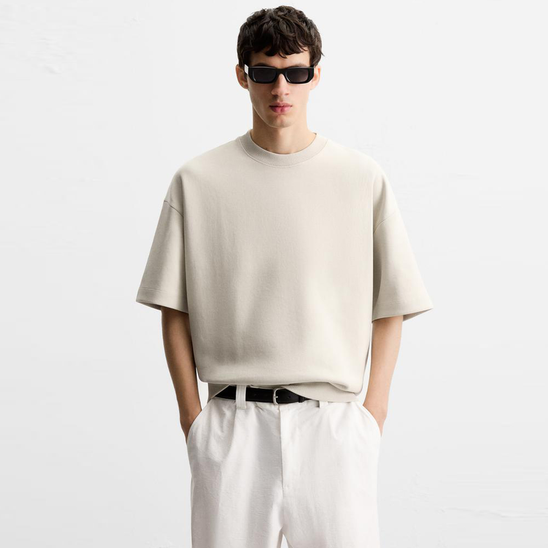 Premium Oversized High-Weight T-Shirt – Luxe Streetwear Essential