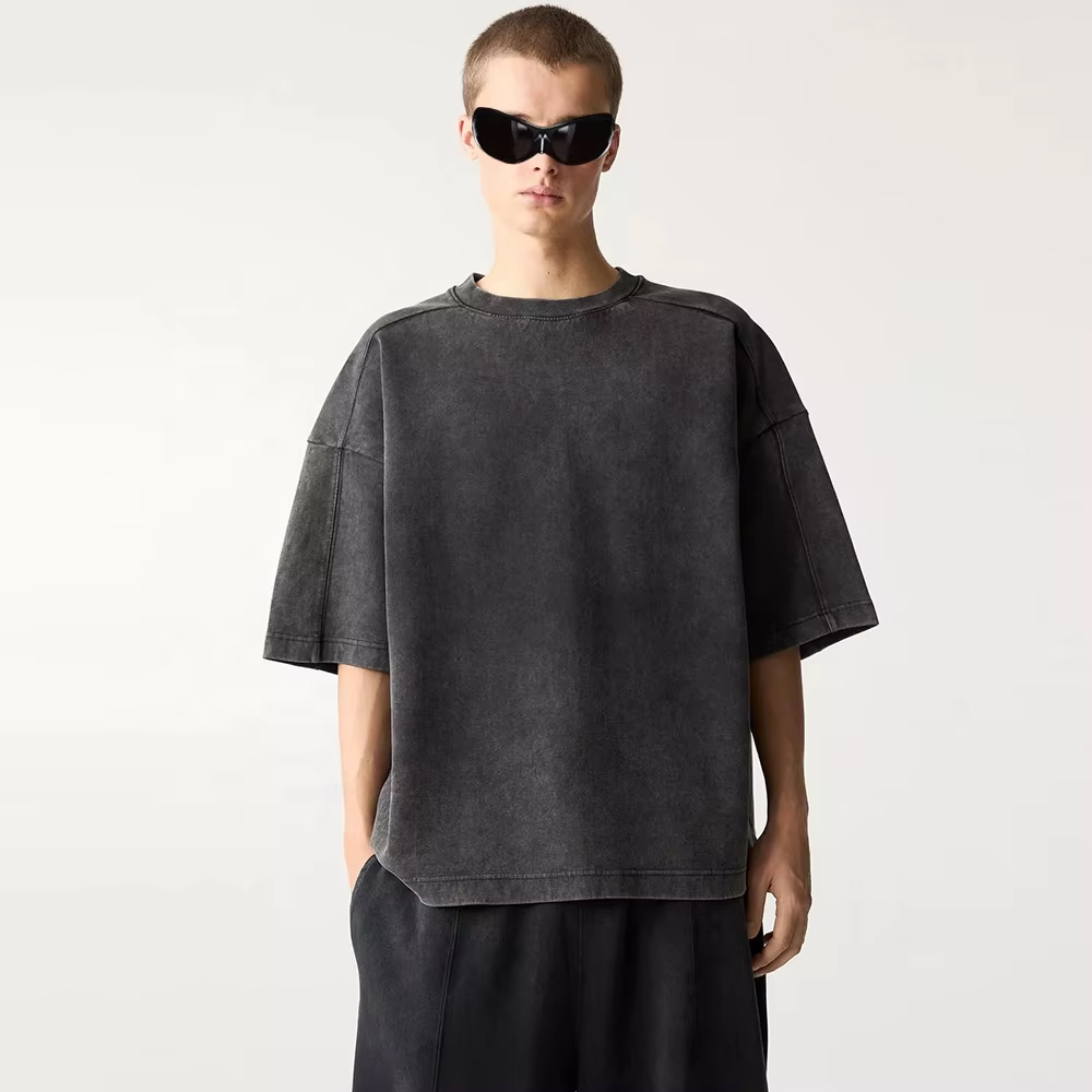 Charlo Vintage Washed Oversized Tee – Relaxed Streetwear Essential