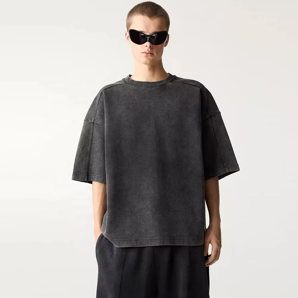 Charlo Vintage Washed Oversized Tee – Relaxed Streetwear Essential