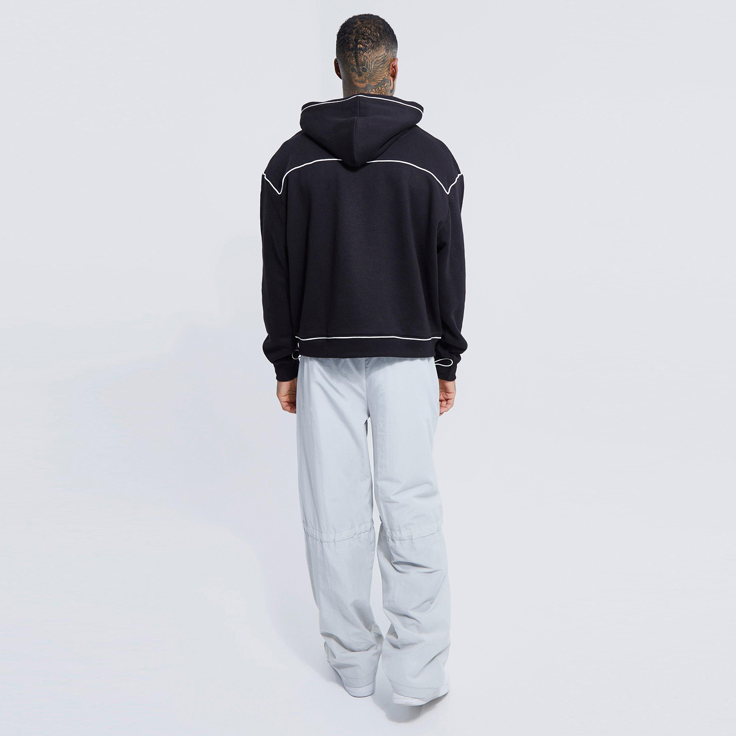 Custom Black Pullover Hoodie | Oversized Streetwear Hoodie | OEM Private Label Manufacturer