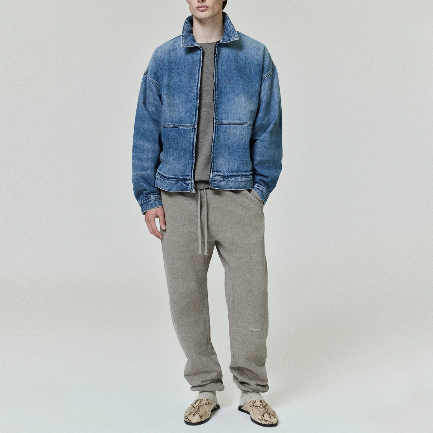 Charlo Fashion Vintage Denim Jacket – Relaxed Fit & Timeless Style