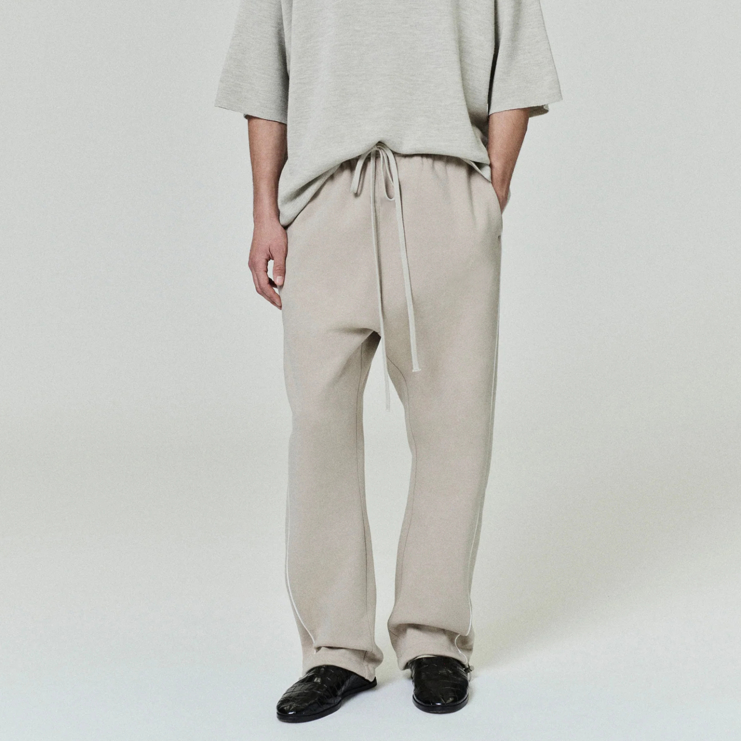 Premium Custom Streetwear Sweatpants – Relaxed Fit & Logo Ready