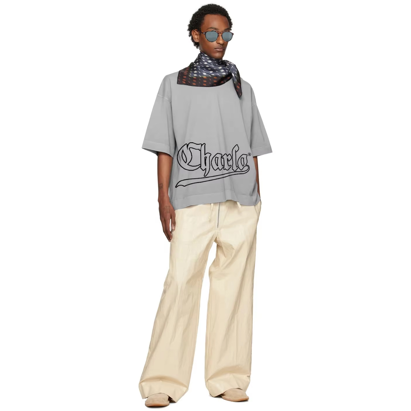 Charlo Oversize Logo Tee – Streetwear Essential