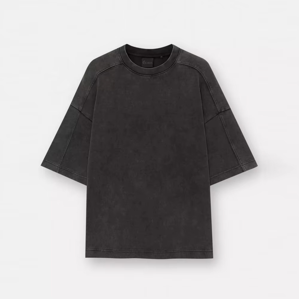 Charlo Vintage Washed Oversized Tee – Relaxed Streetwear Essential