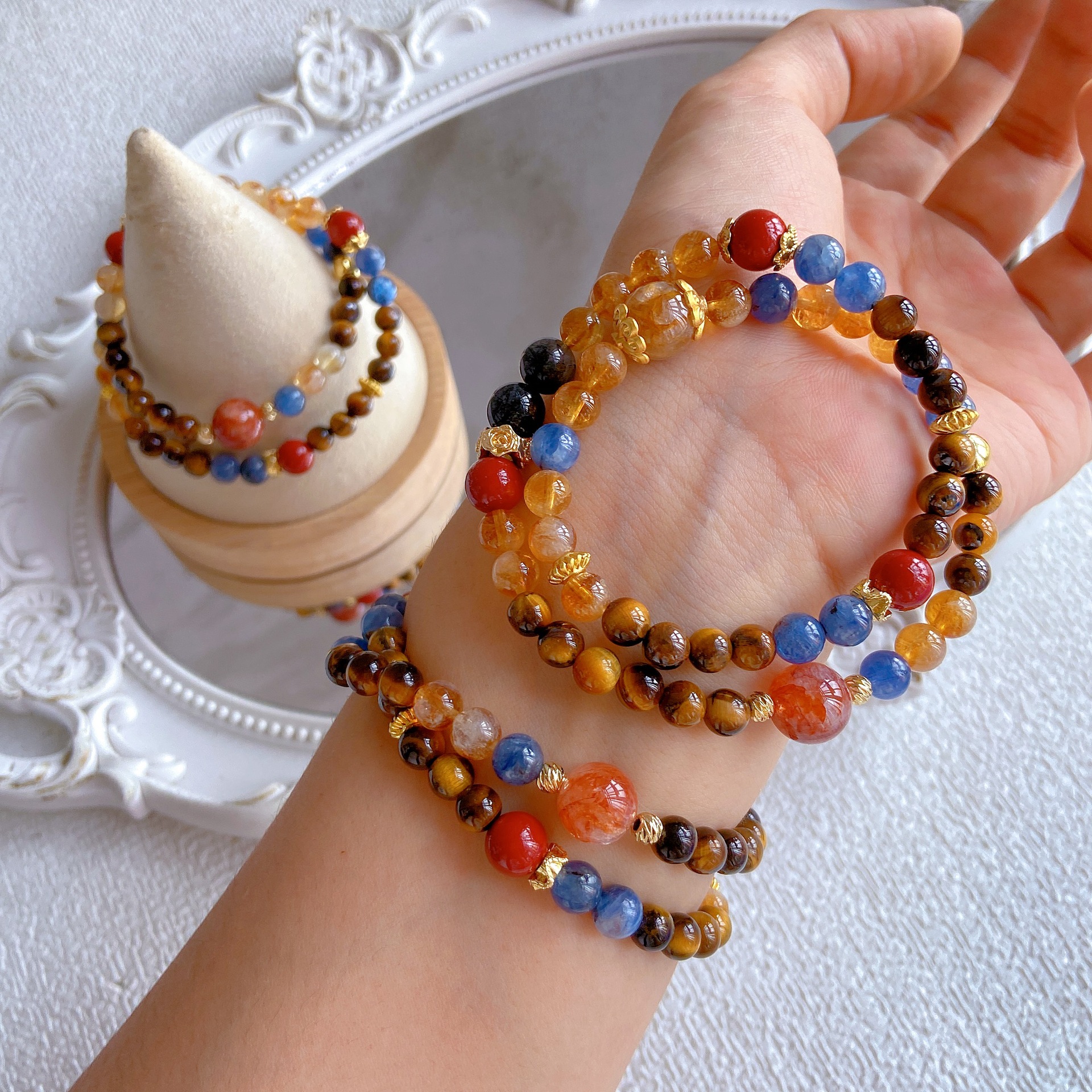 Natural blue crystal tiger eye stone cinnabar black hair crystal yellow tower crystal glue double circle bracelet