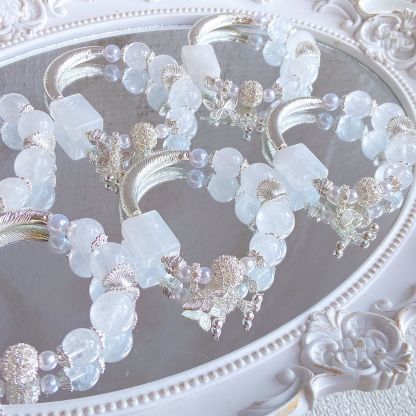 Natural white crystal white ghost no event card wedding dress white half bracelet