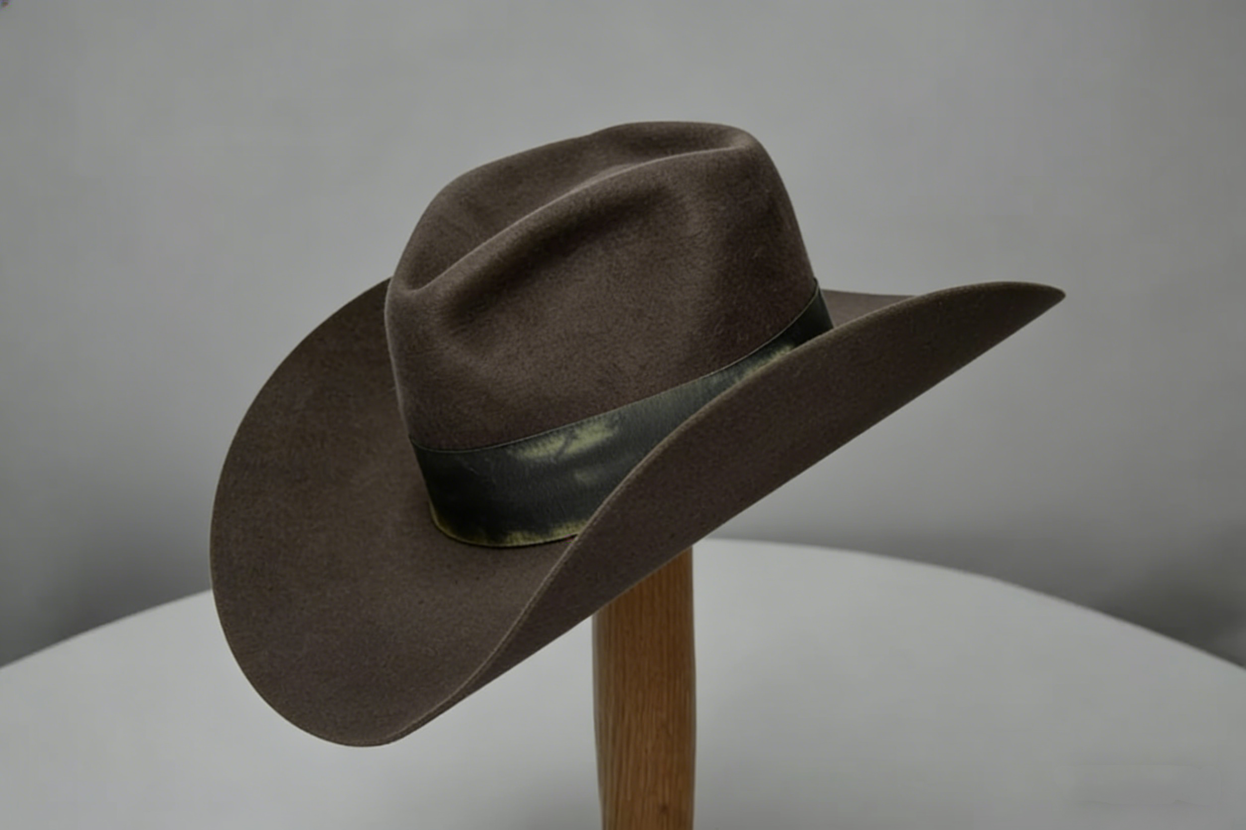 Vintage Distressed Tan Felt Cowboy Hat 