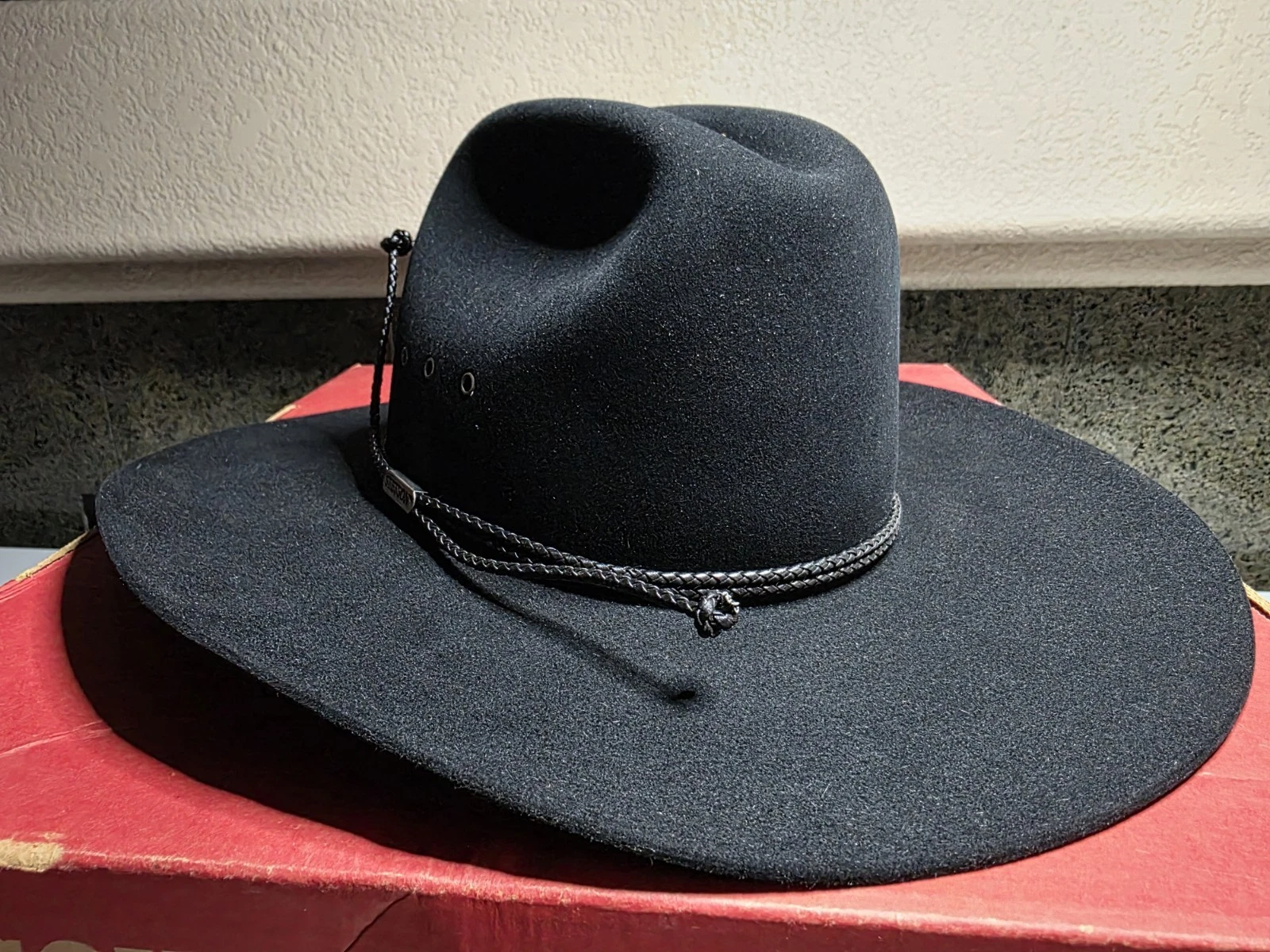 STETSON Long Oval Black Felt Hat | Classic Western Style