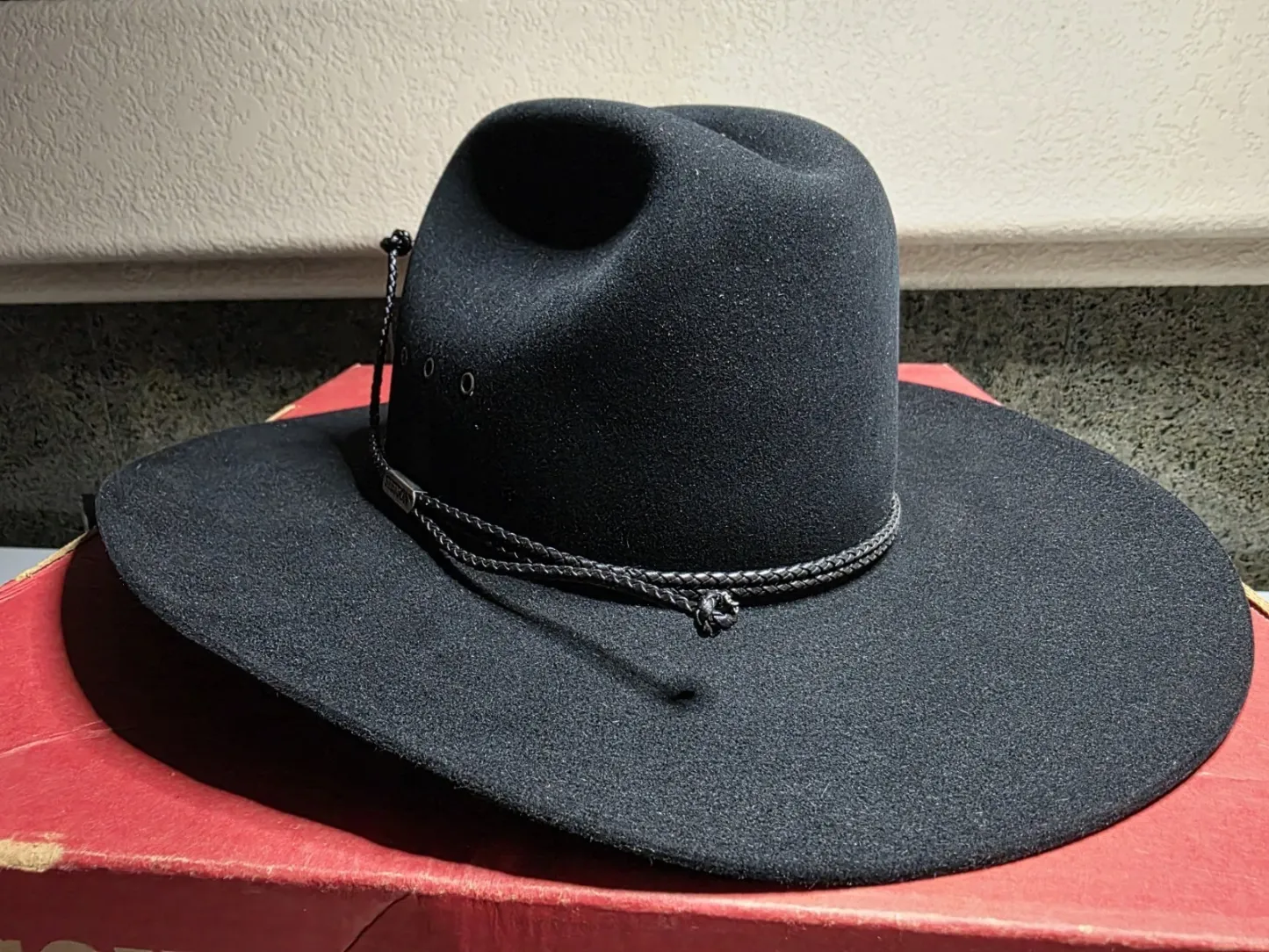 STETSON Long Oval Black Felt Hat | Classic Western Style