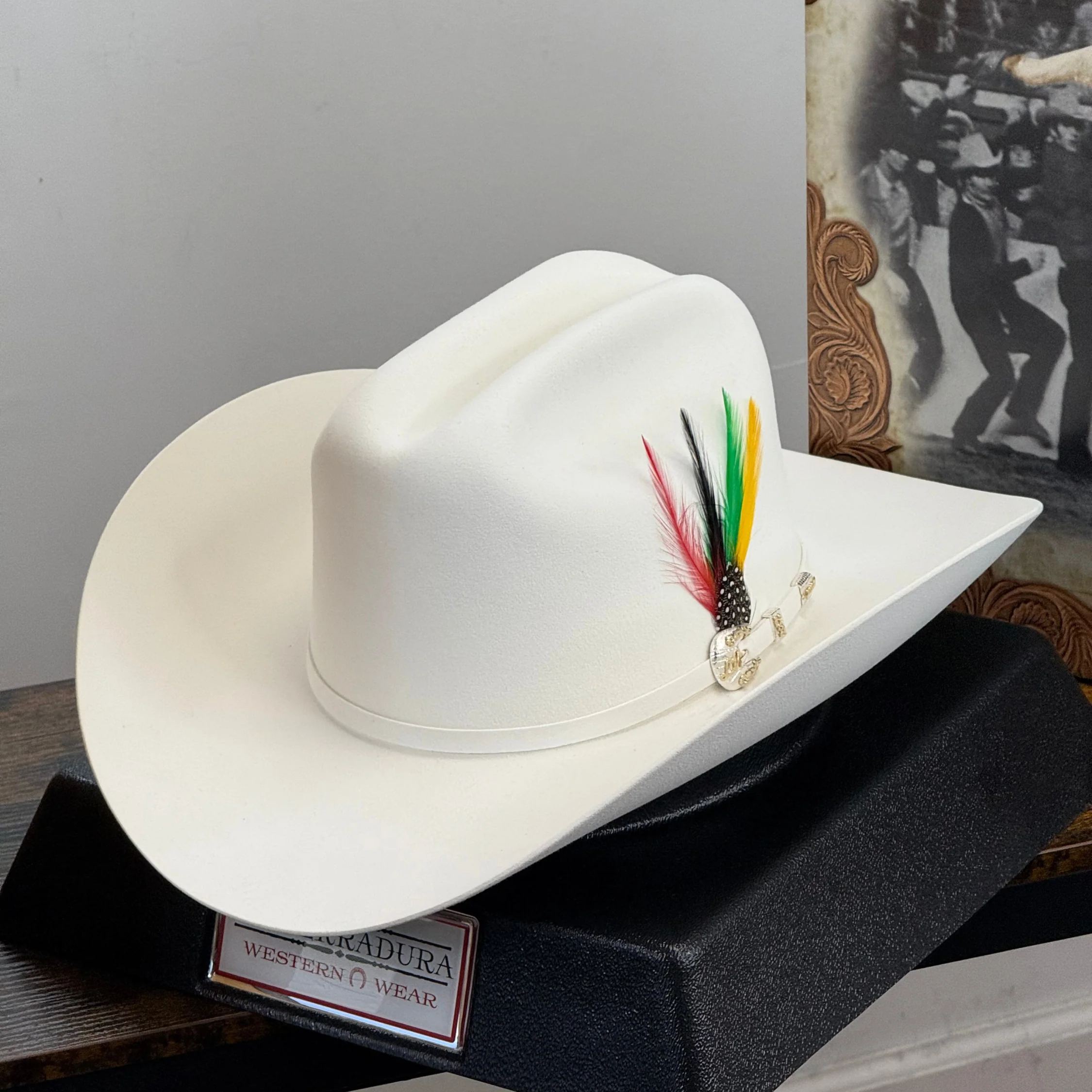 LARRY MAHAN´S 1000X WHITE IMPERIAL LUXURIOS