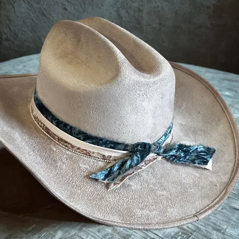 Cowgirl Hat – Velvet & Rhinestone Band -- Western fashion - Concert Hat