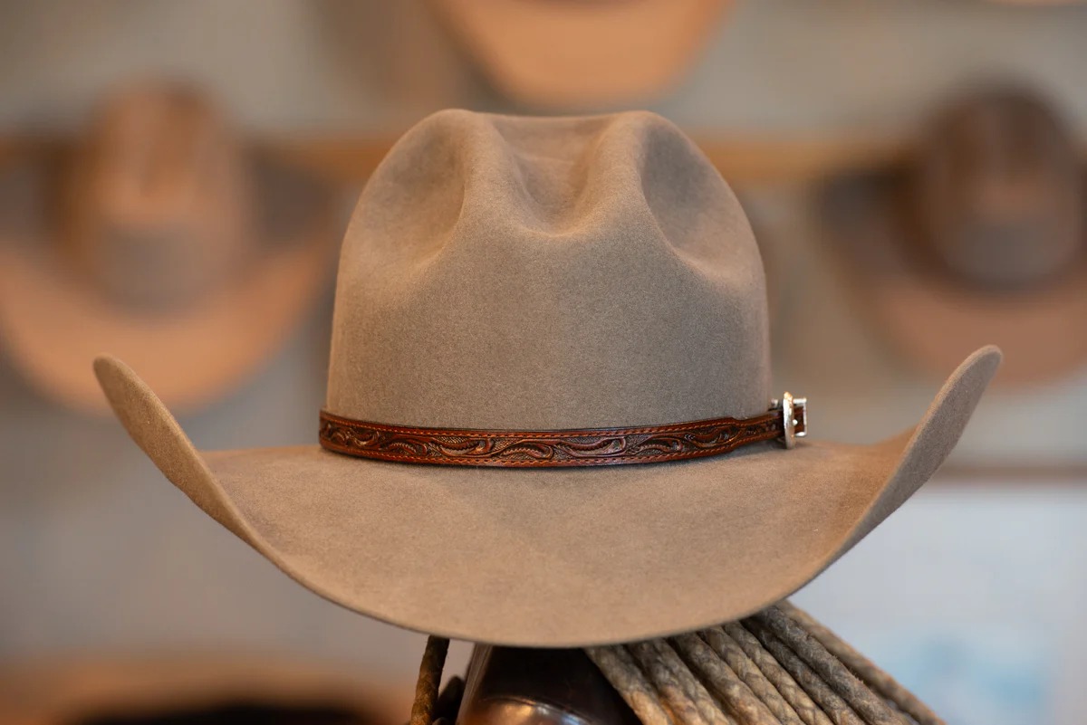 50% Beaver Granite Low Gus Cowboy Hat (Size 7 1/4)