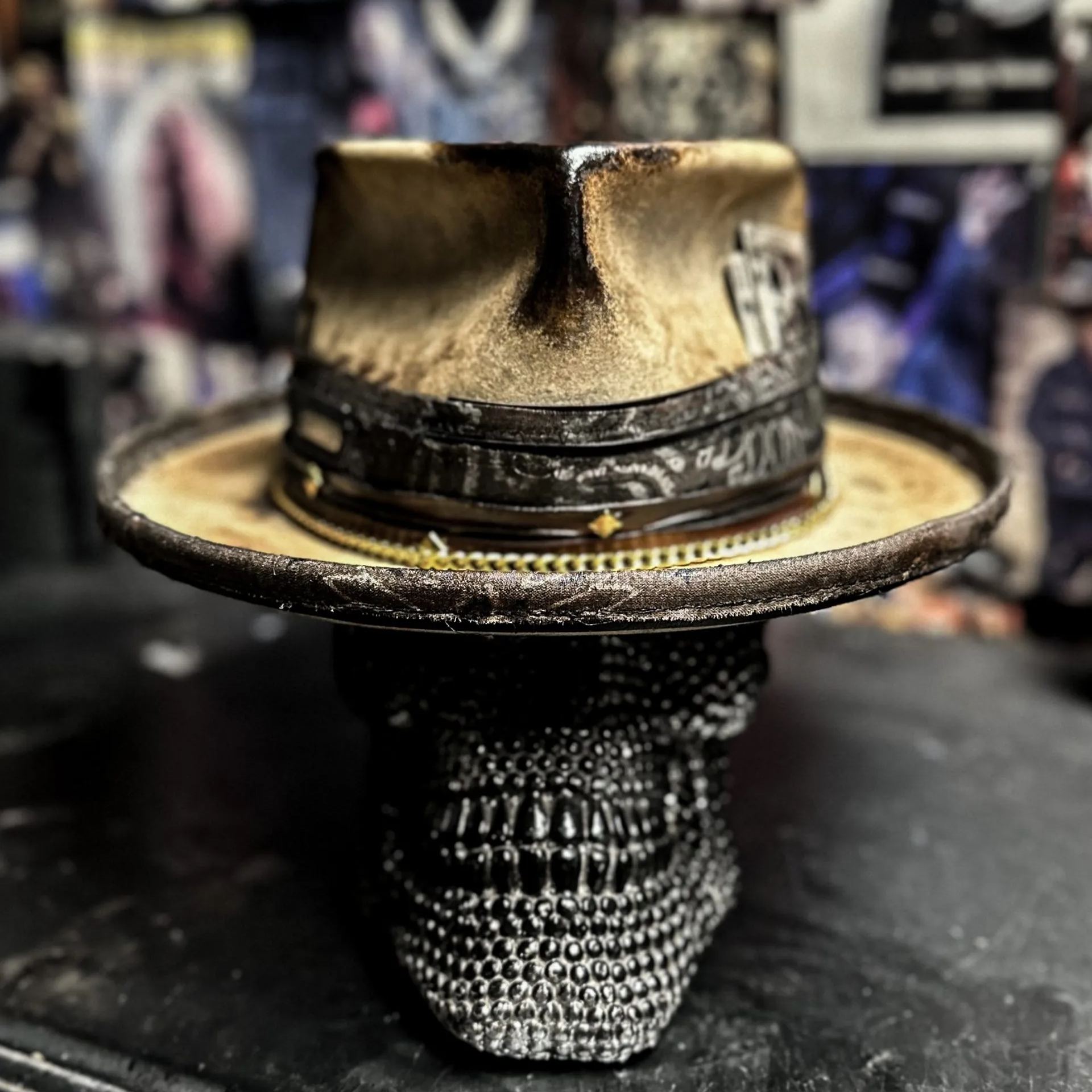 SIMPLE MAN - Blade Hats