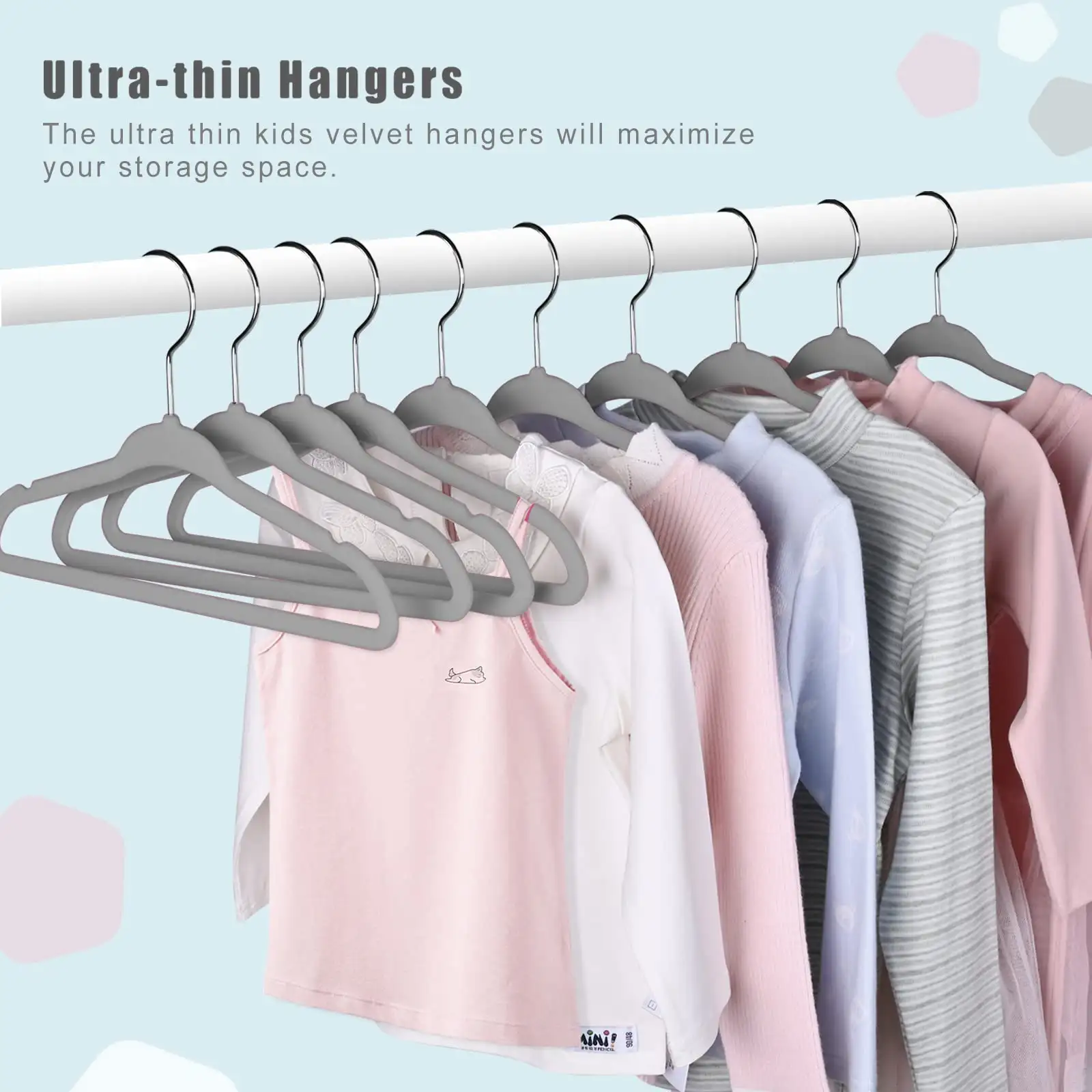 Non-slip kids' velvet hangers, 11 inches, perfect for organizing infant and toddler clothes. Ideal for small wardrobes.