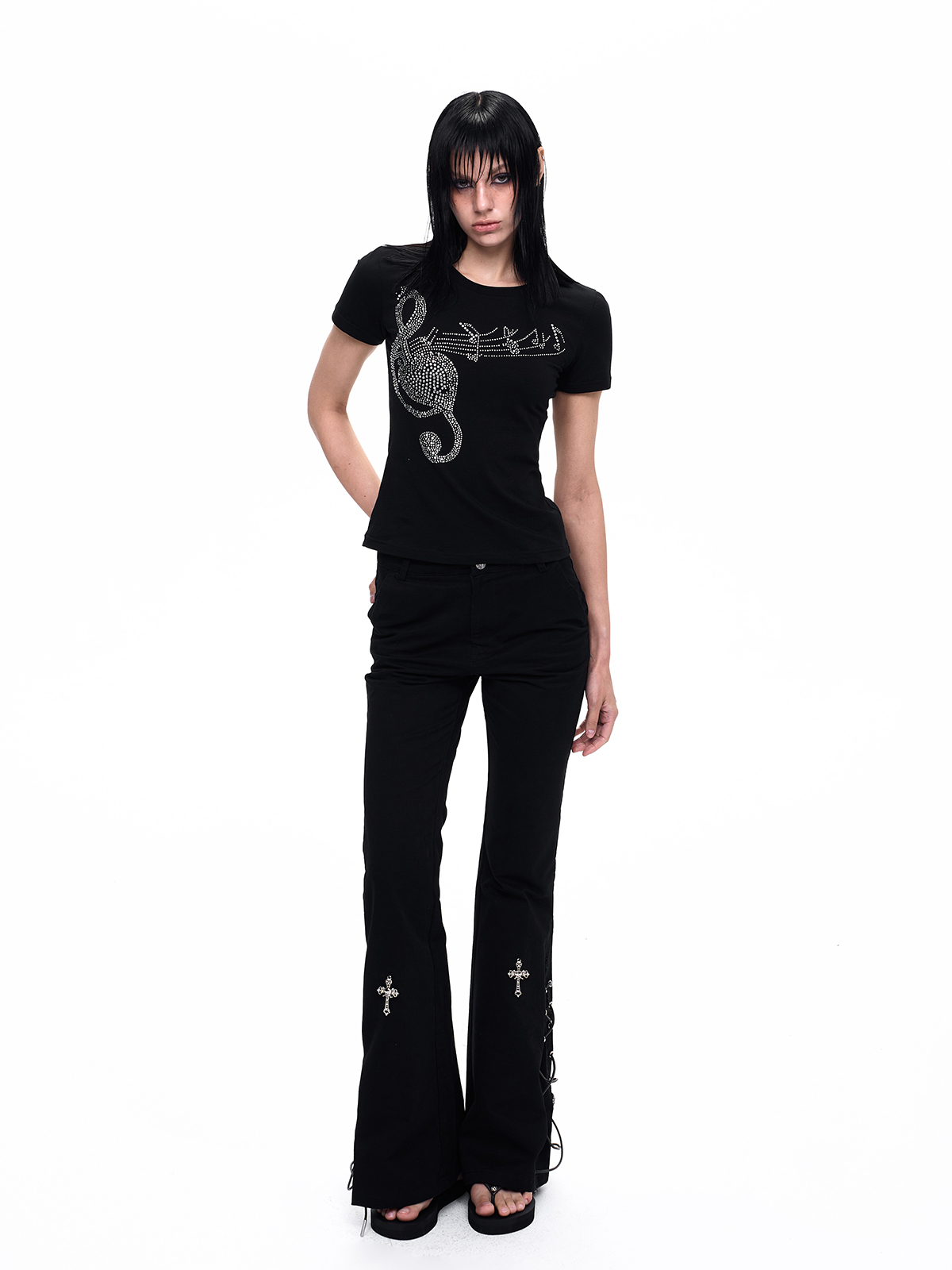 RHINESTONE MUSICAL NOTE FITTED TEE