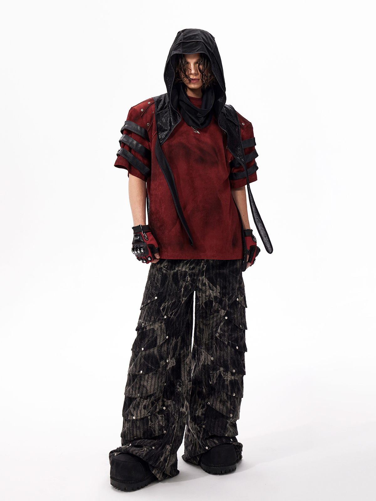 DISTRESSED GROMMET STRAP TEE-START EXCEED END