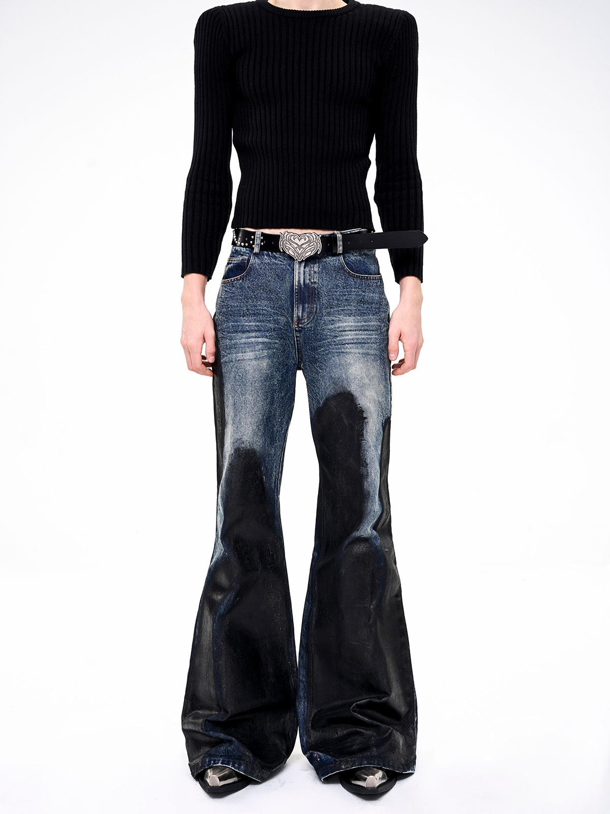 COATED GRADIENT FLARE JEANS-START EXCEED END