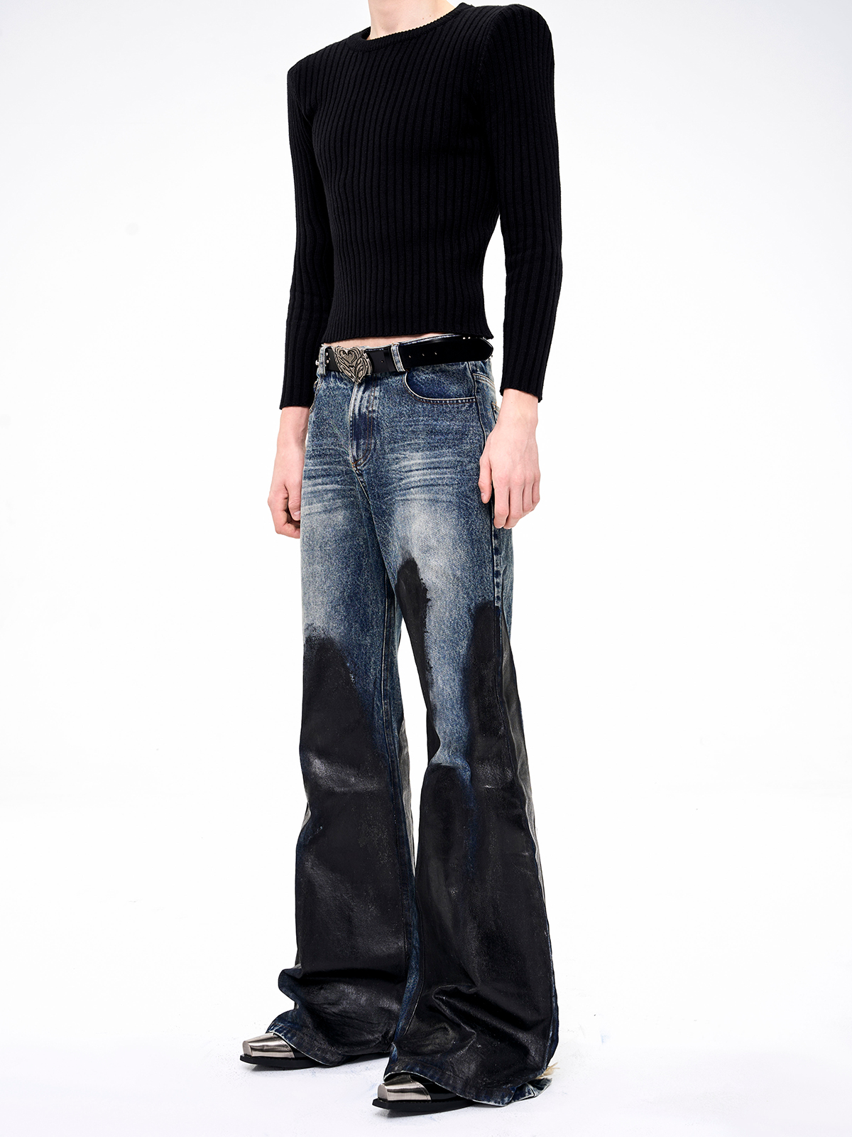 COATED GRADIENT FLARE JEANS-START EXCEED END