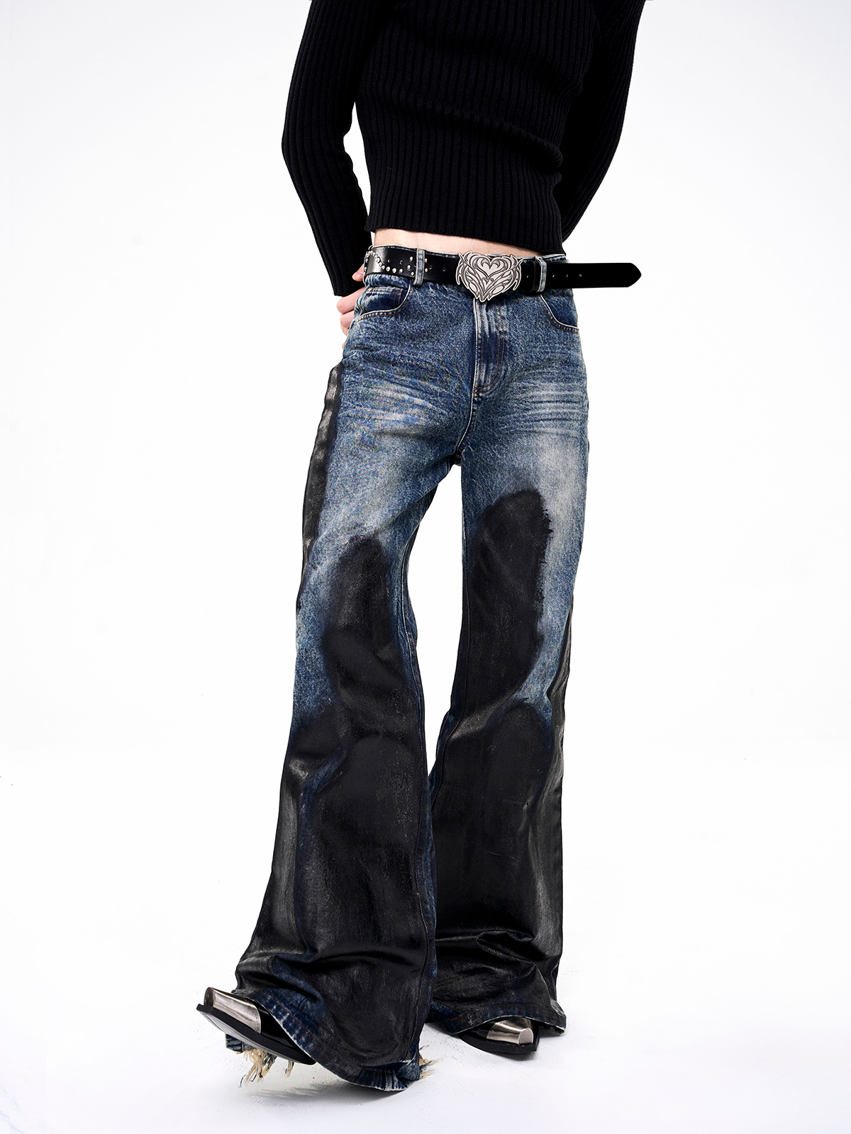 COATED GRADIENT FLARE JEANS-START EXCEED END