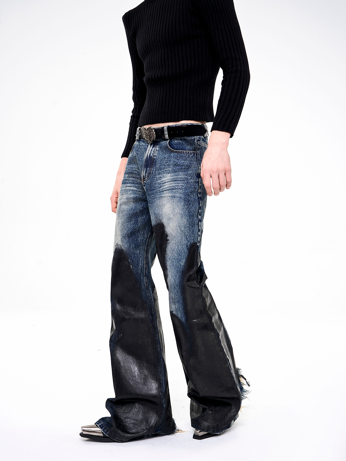 COATED GRADIENT FLARE JEANS-START EXCEED END