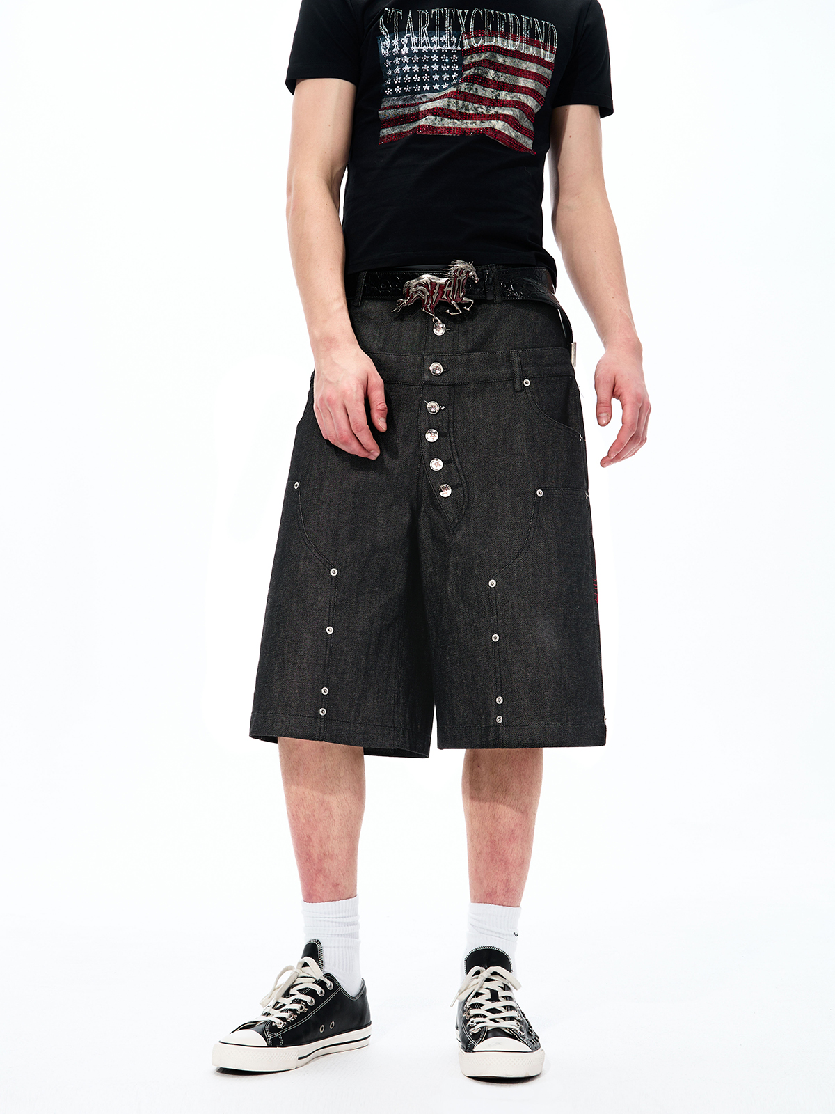 EMBROIDERED MUSICAL NOTE DOUBLE WAISTBAND JORTS